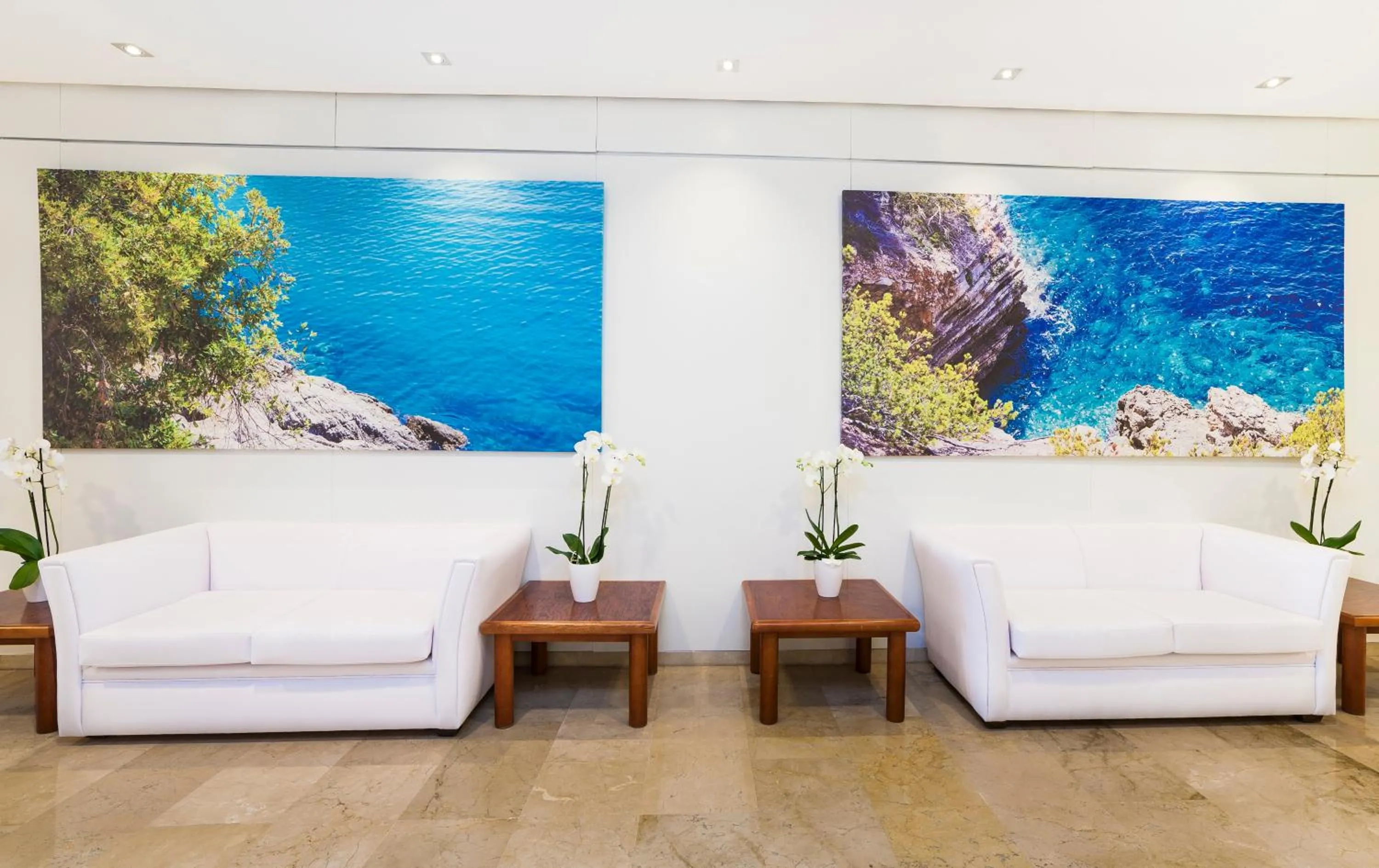 Lobby or reception in Globales Santa Ponsa Park