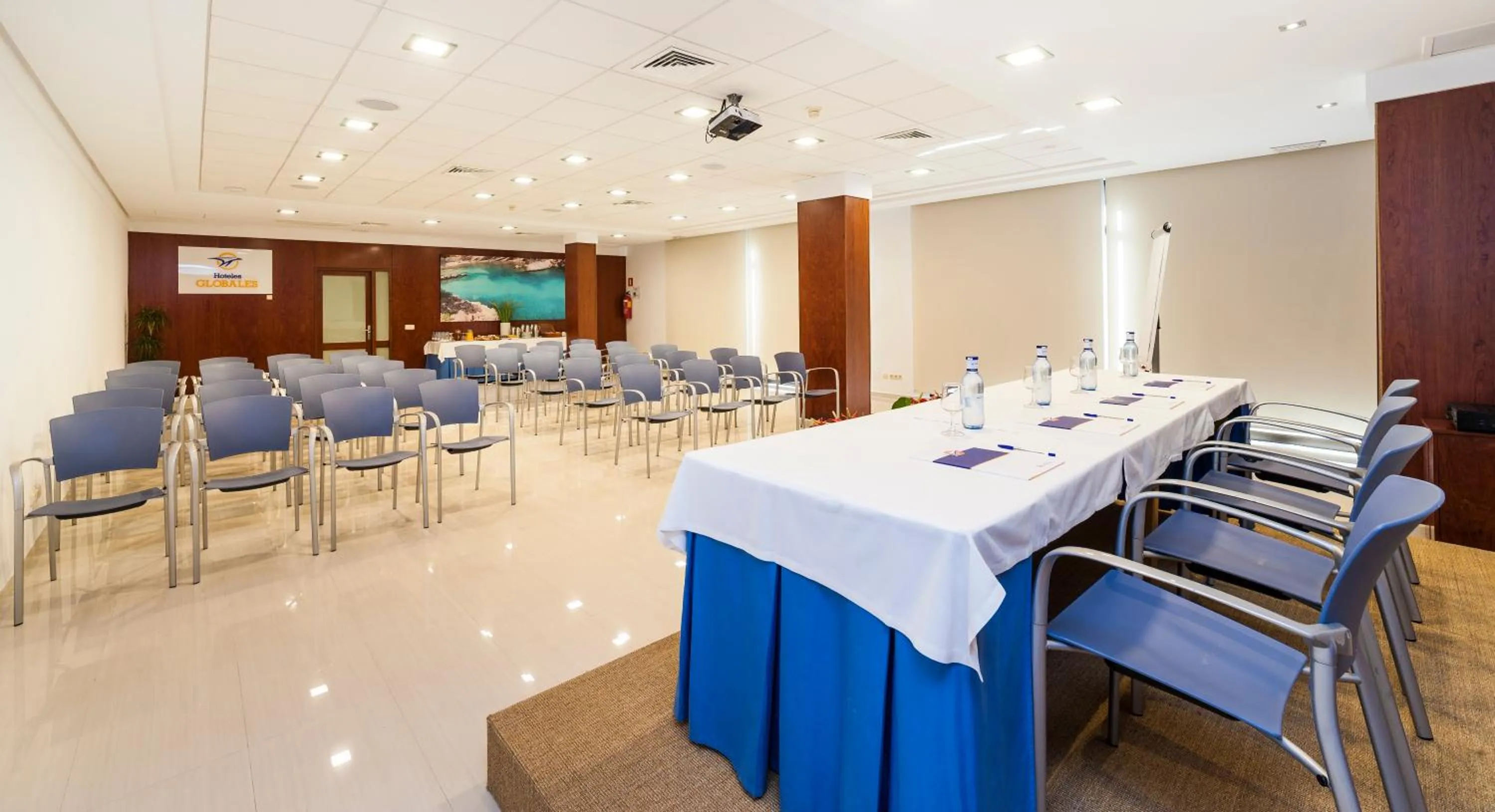 Meeting/conference room in Globales Santa Ponsa Park
