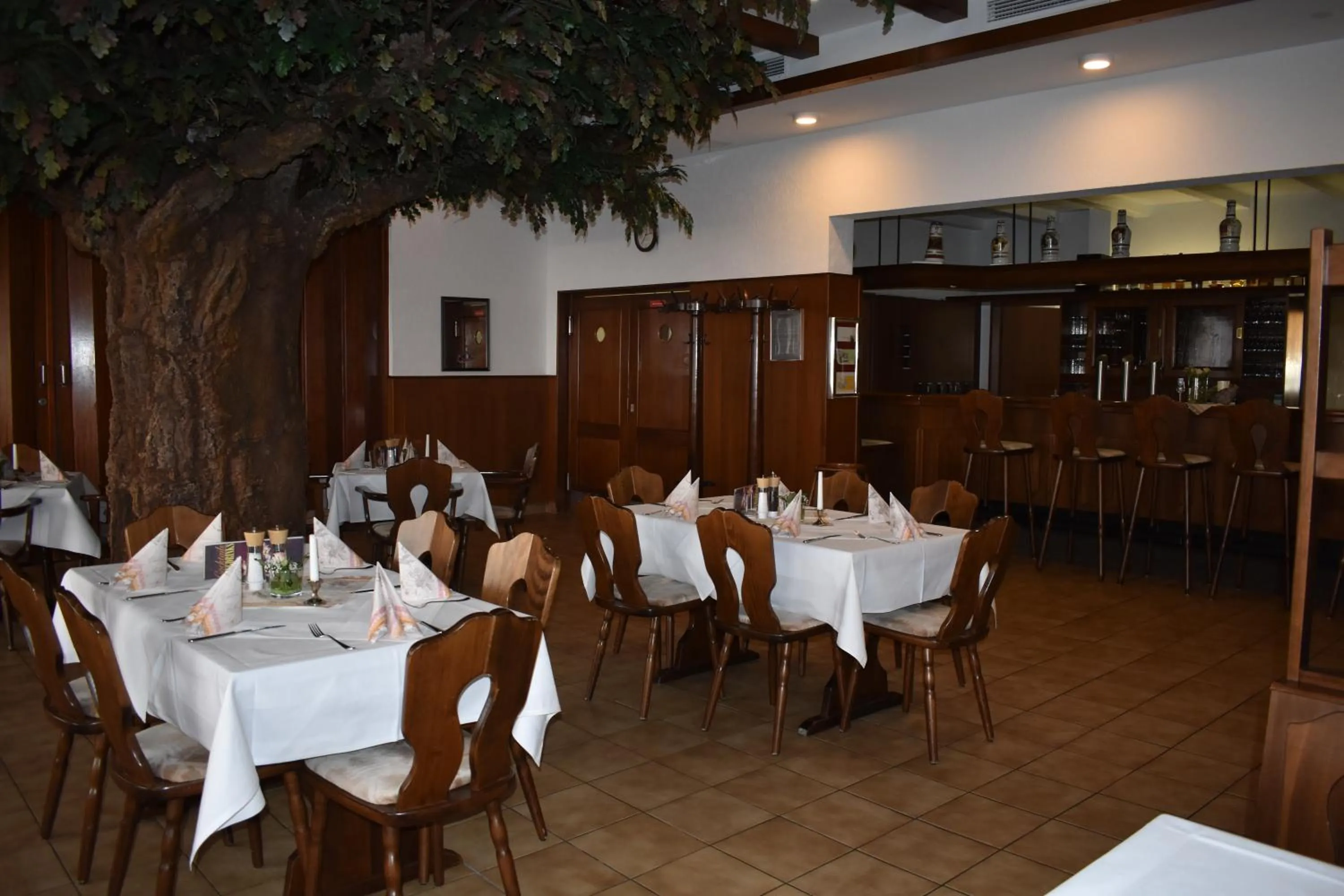 Restaurant/places to eat in Hotel & Restaurant Stadt Genthin