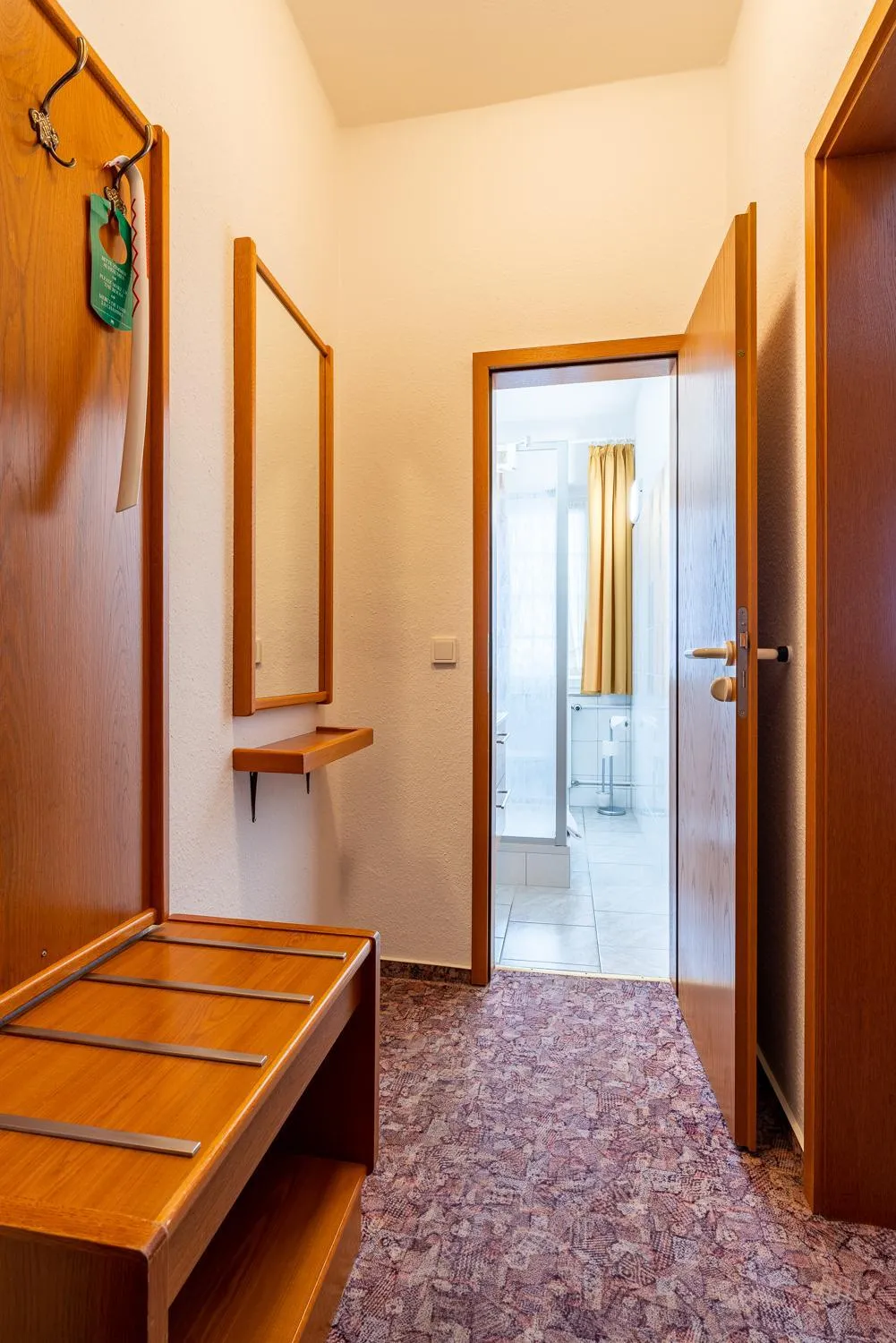 Living room, Bed in Hotel & Restaurant Stadt Genthin