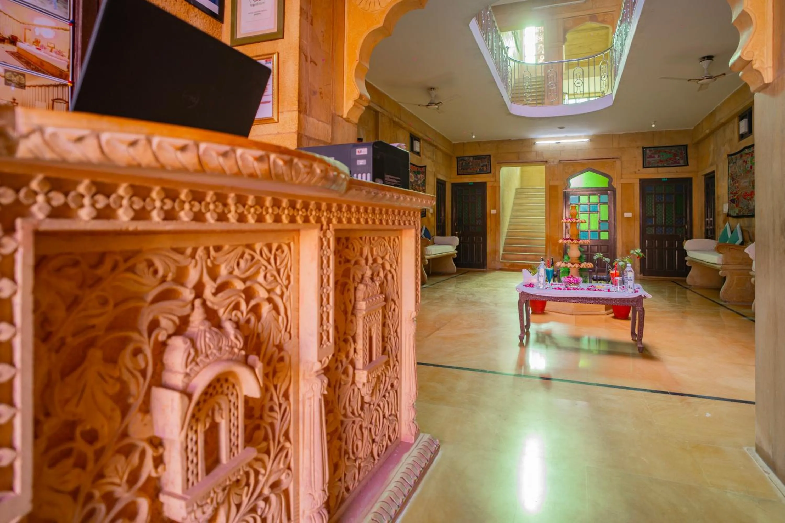 Lobby or reception in Hotel Marina Mahal with Swimming Pool