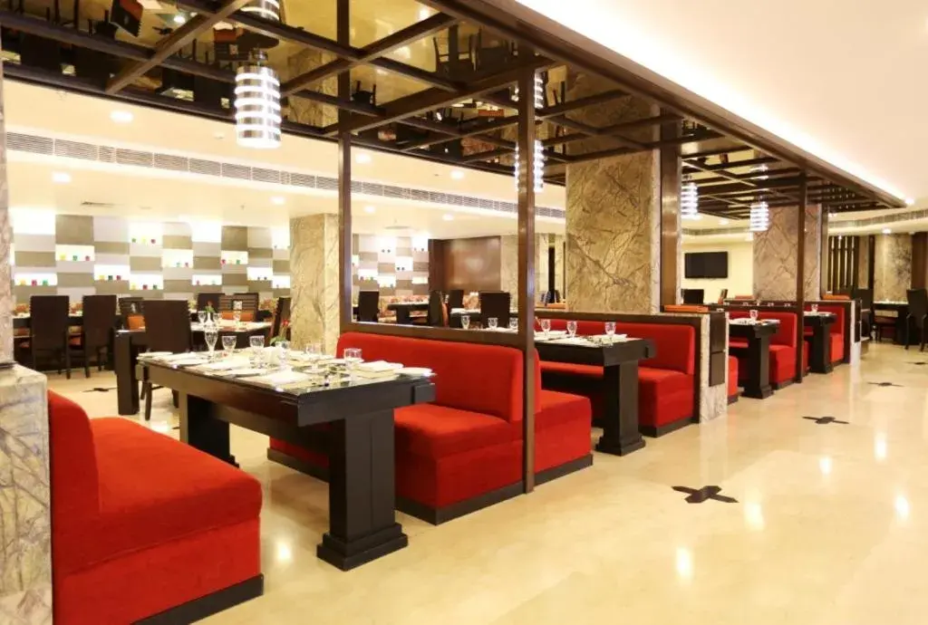 Restaurant/places to eat in Golden Tulip Jaipur Restaurant/places to eat in Golden Tulip Jaipur