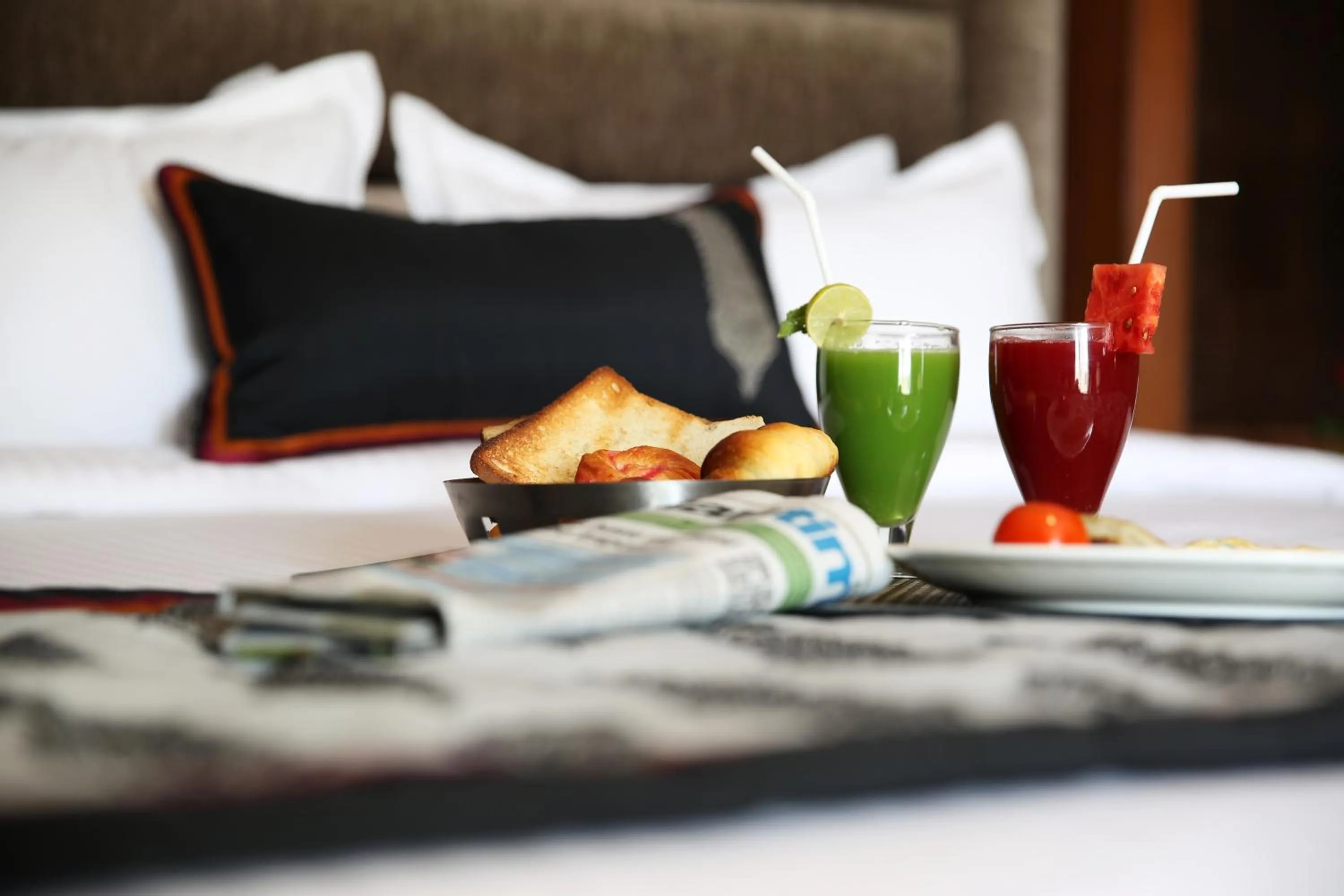 Breakfast, Bed in Golden Tulip Jaipur