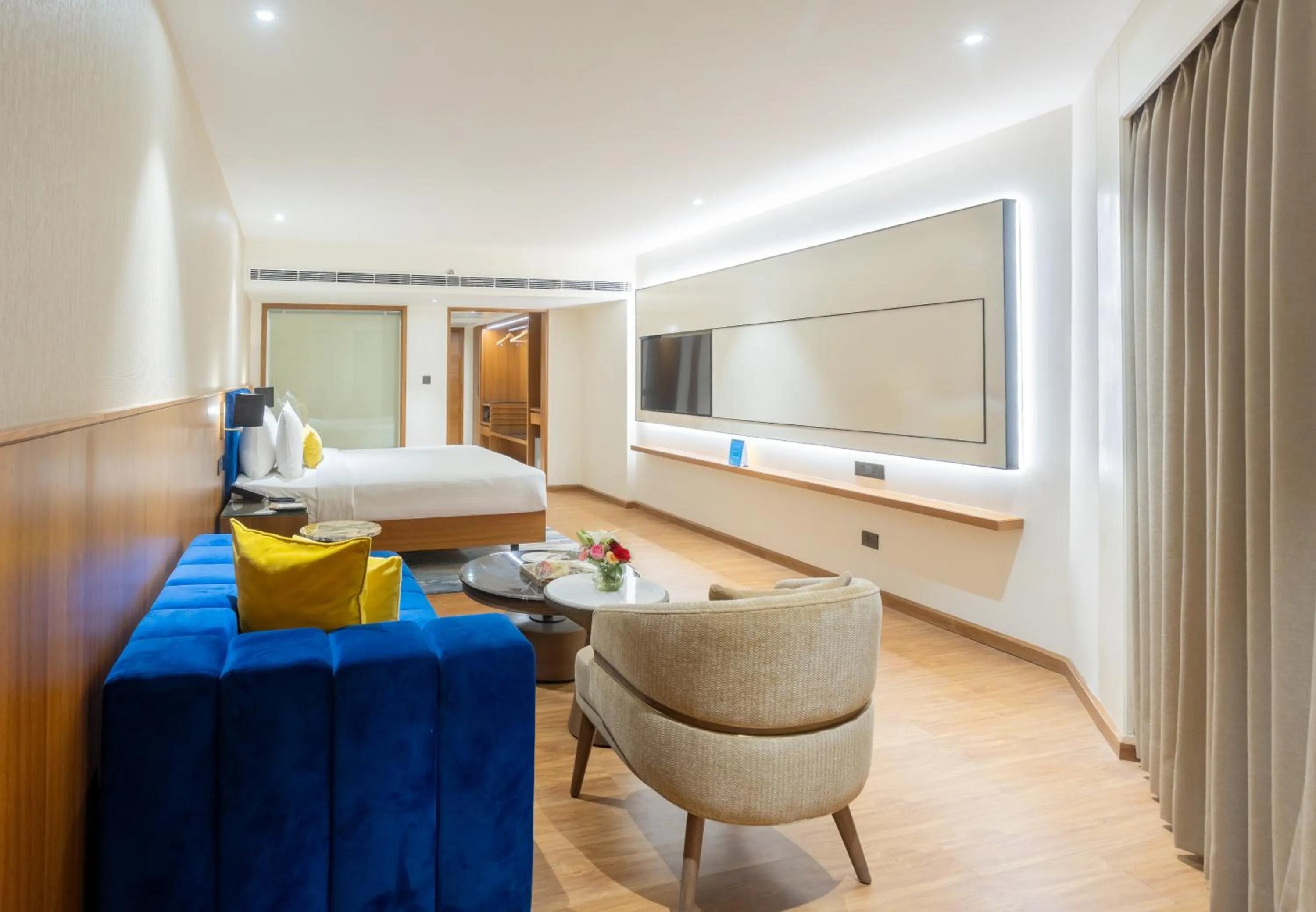 Bedroom in Golden Tulip Jaipur