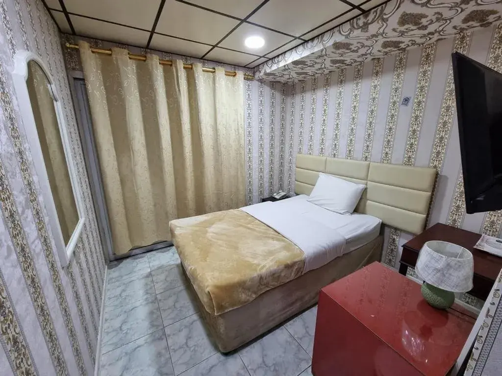 Bed in West Hotel Bed in West Hotel