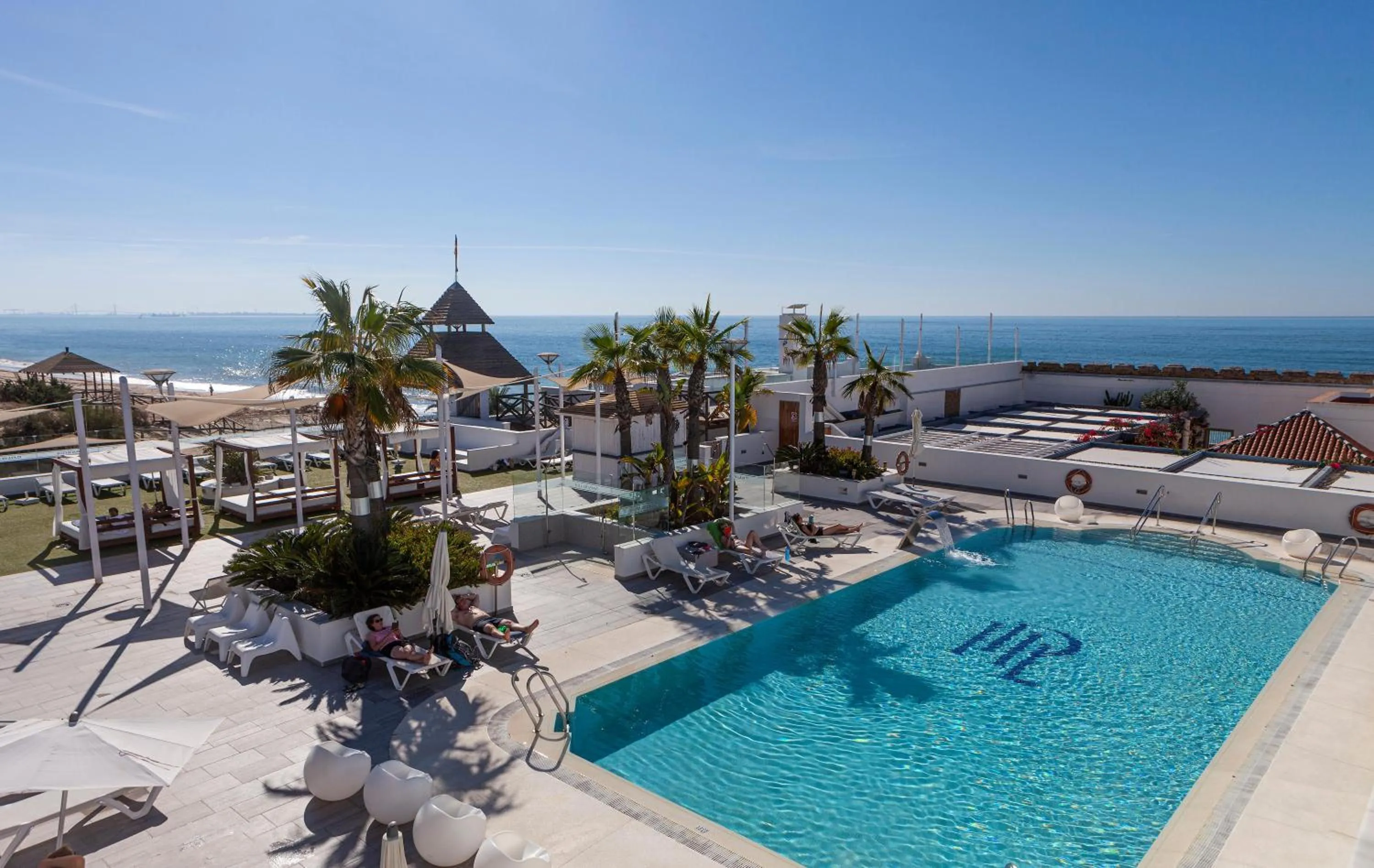 Swimming pool in Playa de la Luz