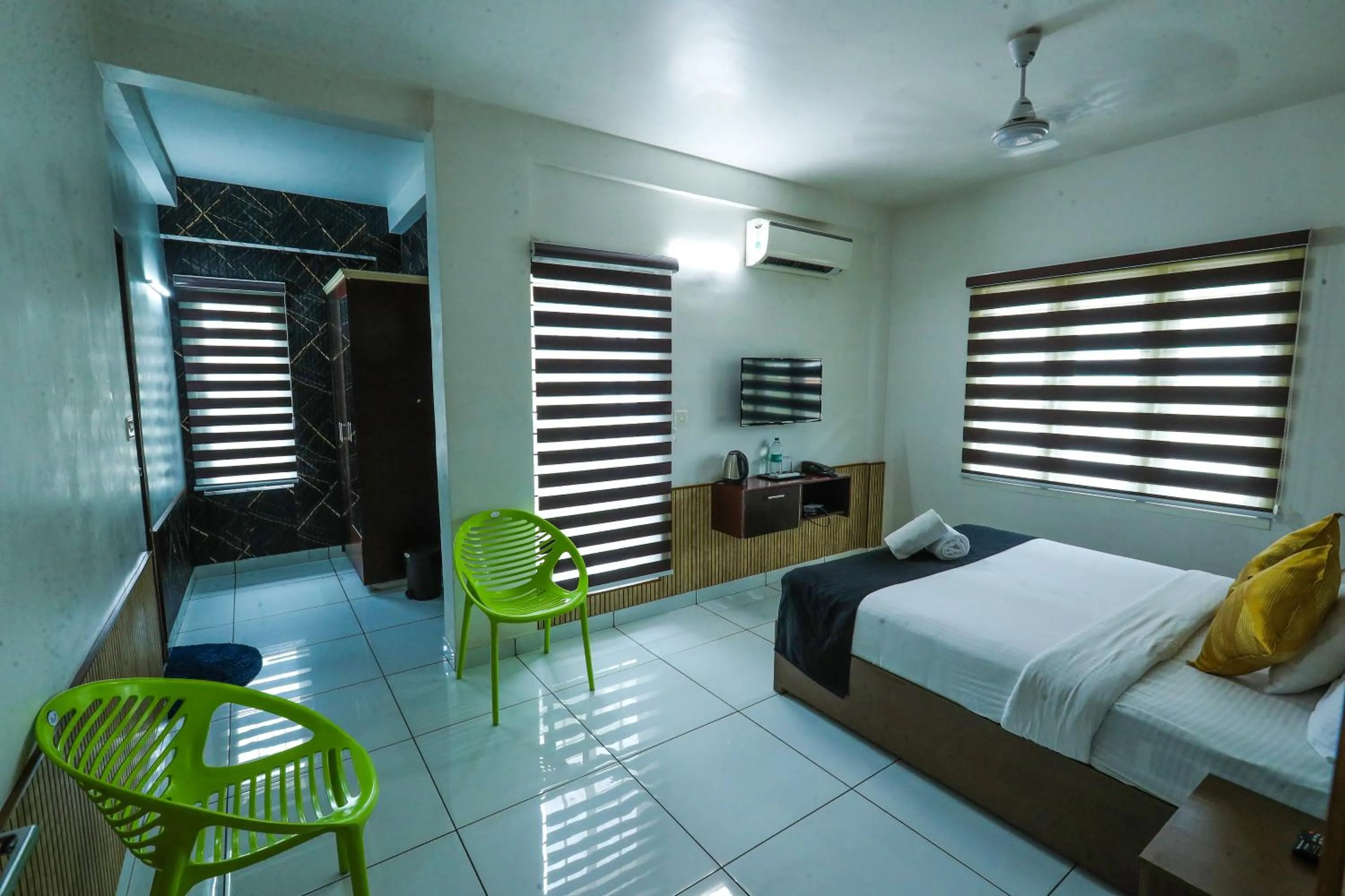 Bed in D-Green Hotels