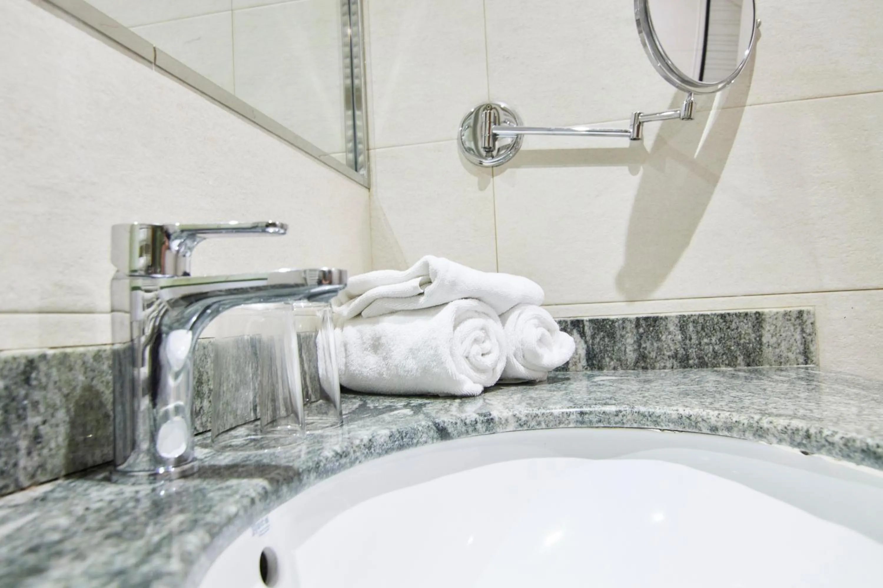 Bathroom in Los Geranios