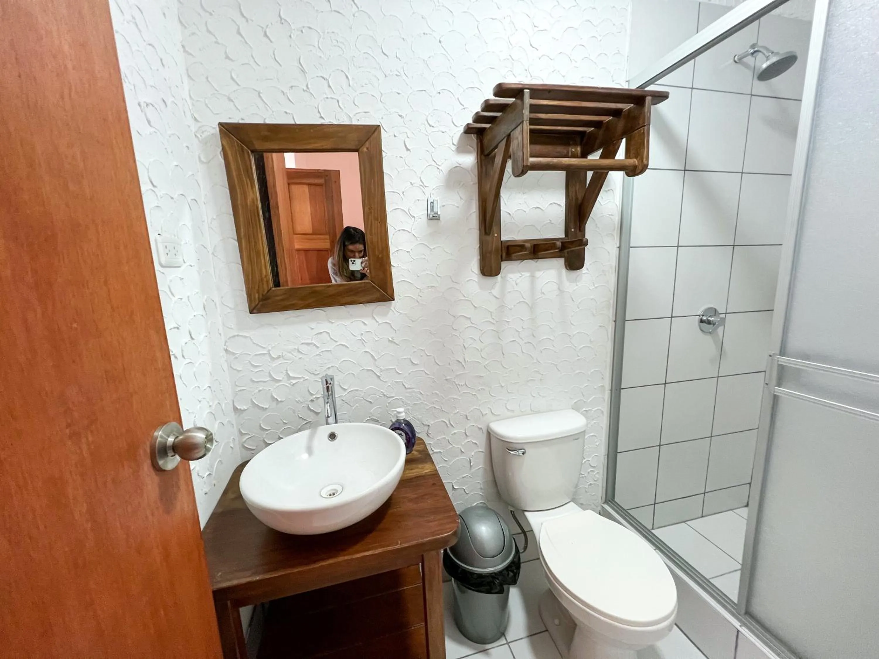 Shower in Tupac Huaraz