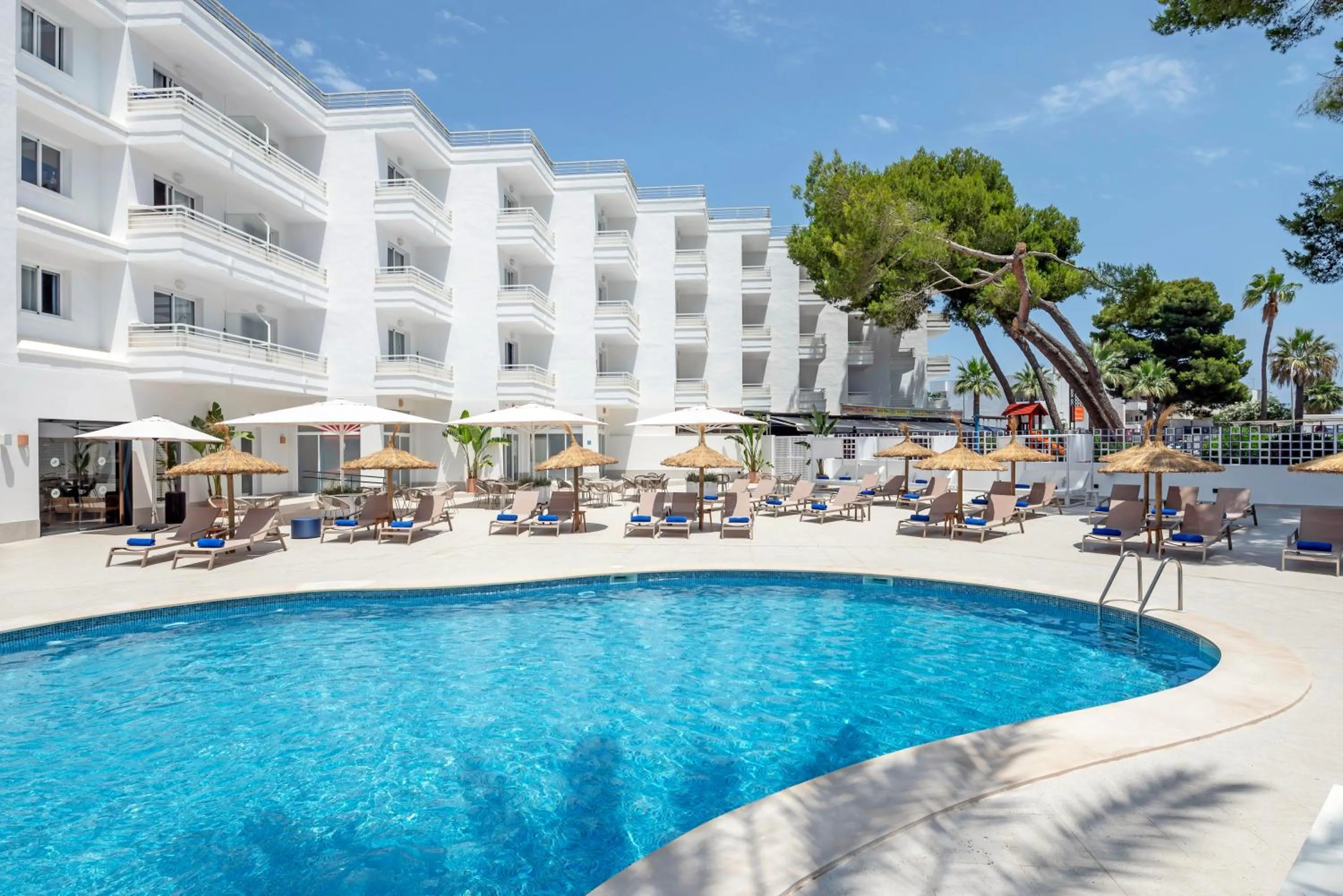 Property building in HSM Lago Park