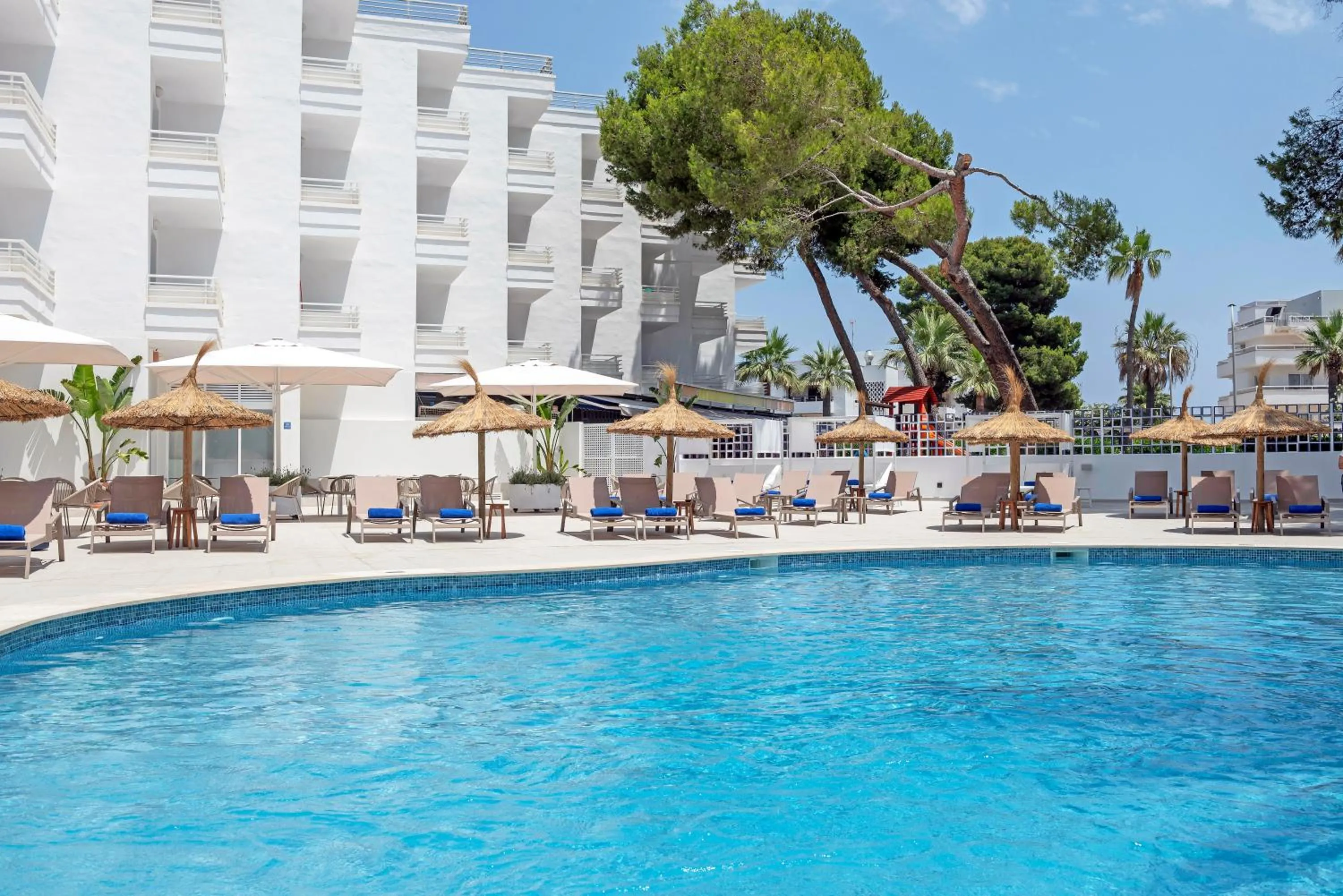 Property building in HSM Lago Park