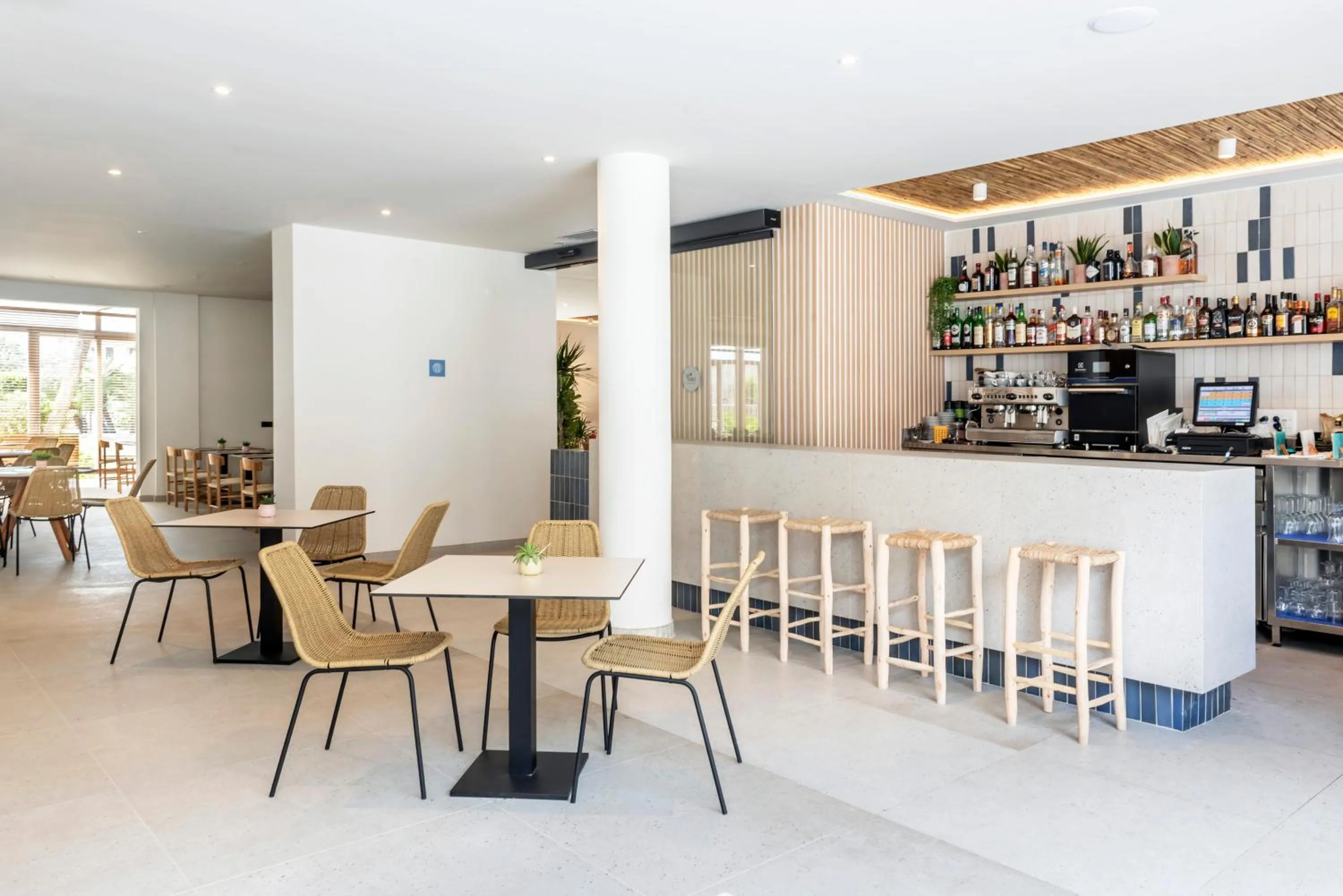 Lounge or bar in HSM Lago Park