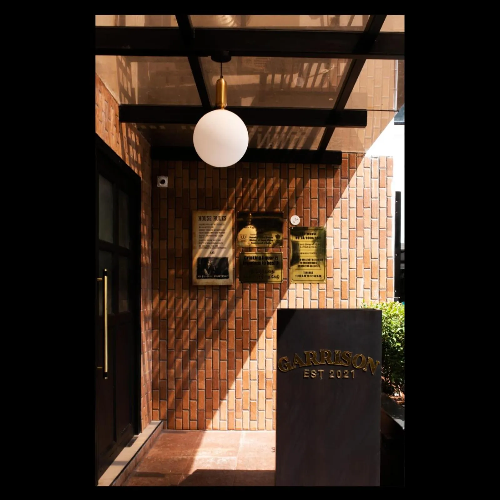 Lounge or bar in Kings Hotel Egmore