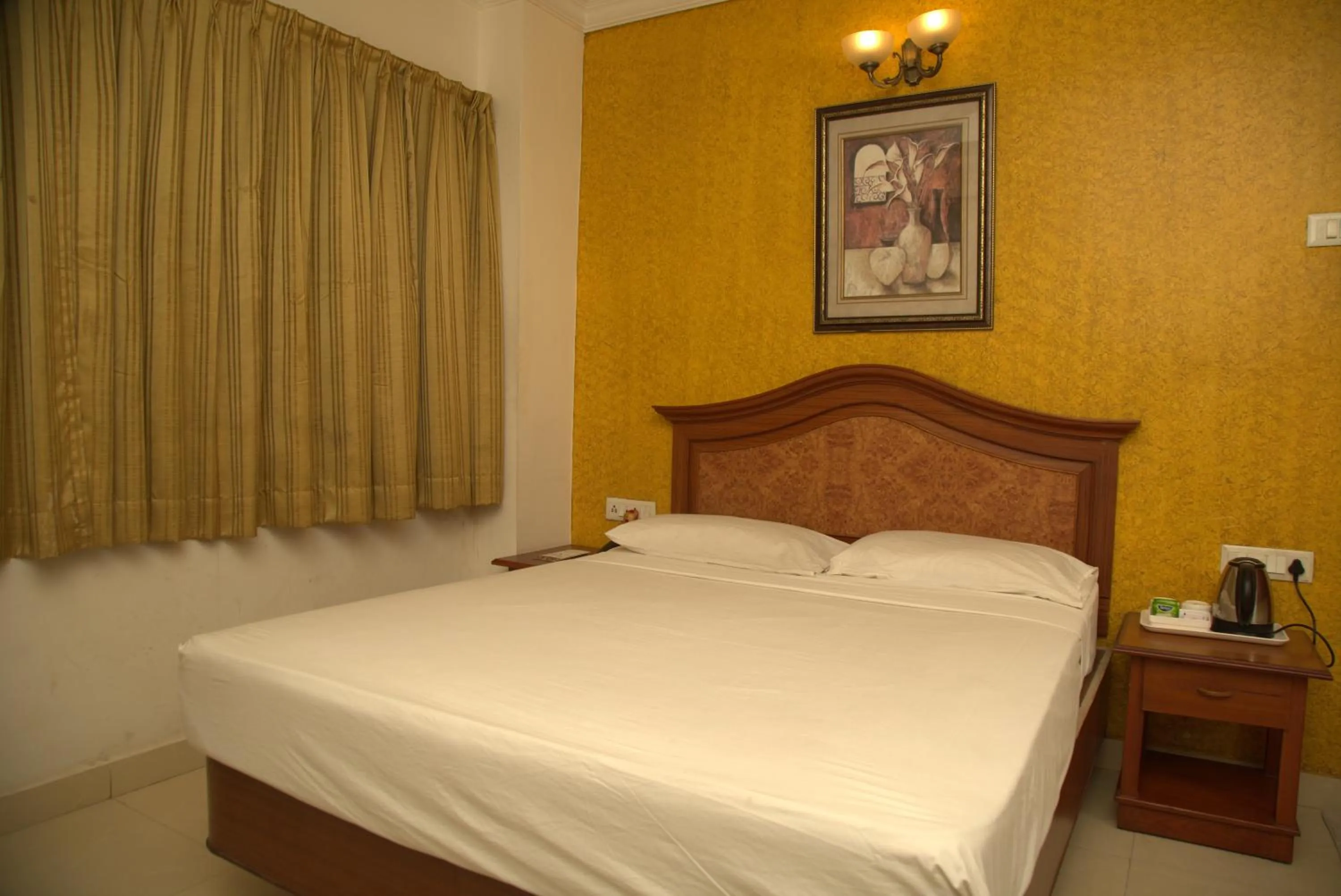 Bedroom in Kings Hotel Egmore