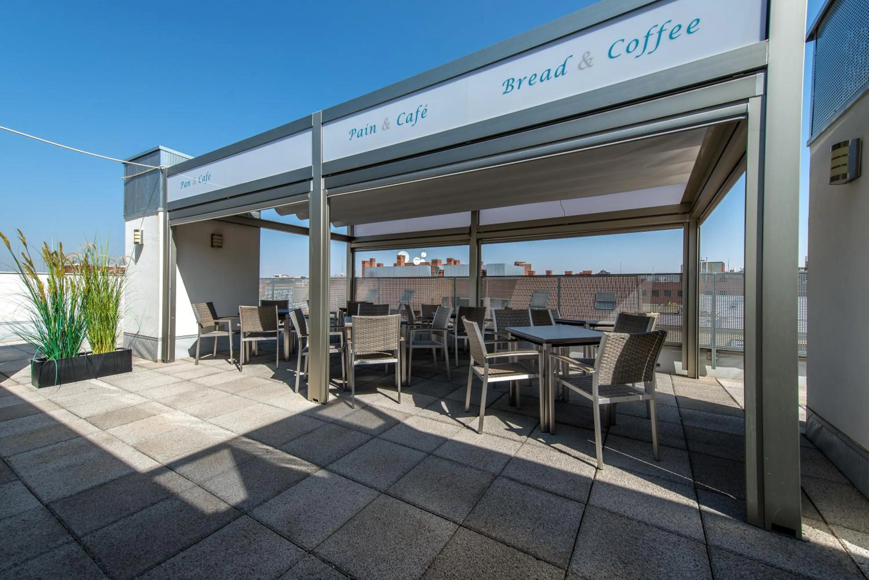 Balcony/Terrace in NeoMagna Madrid