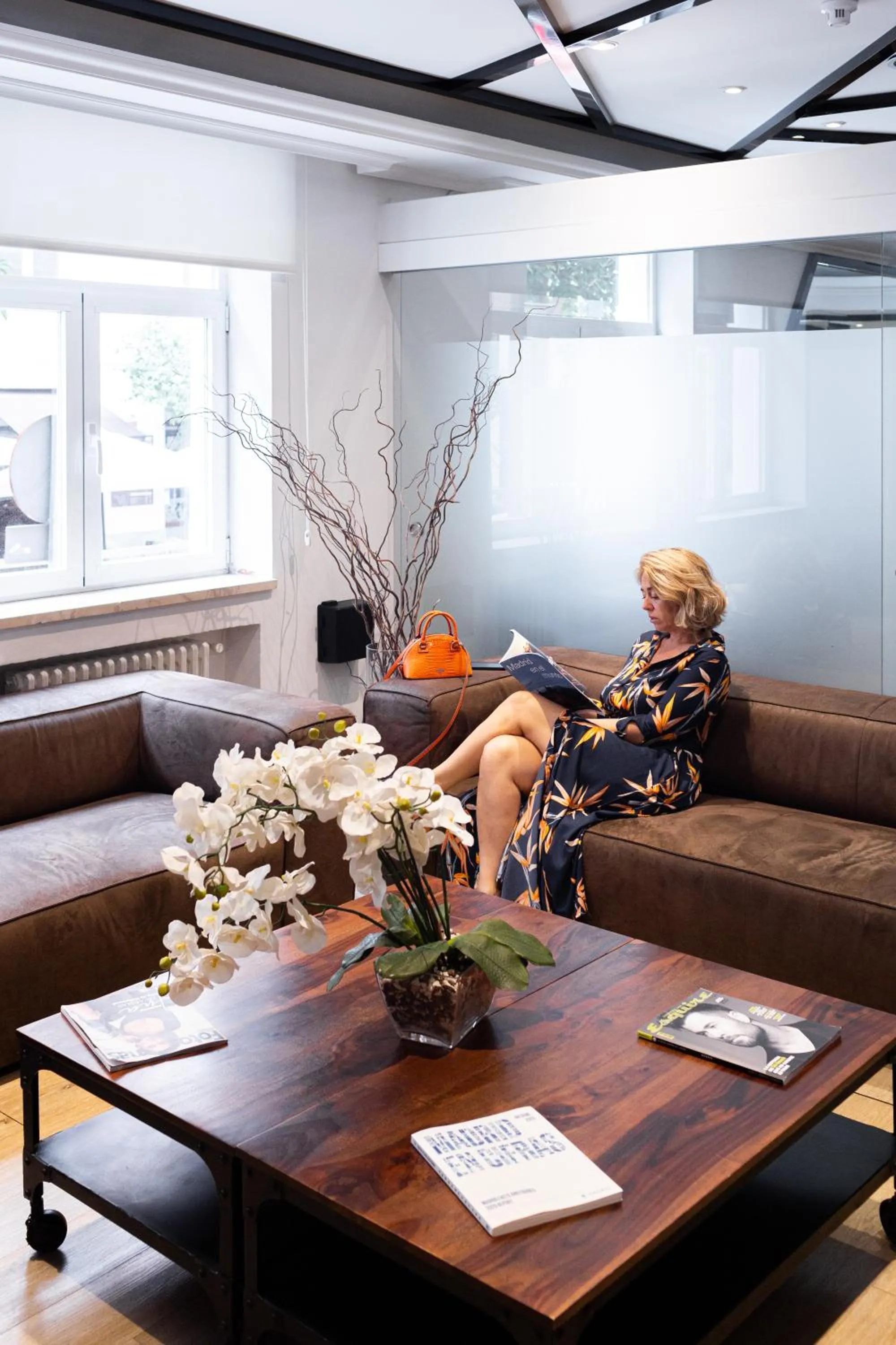 Seating area in NeoMagna Madrid