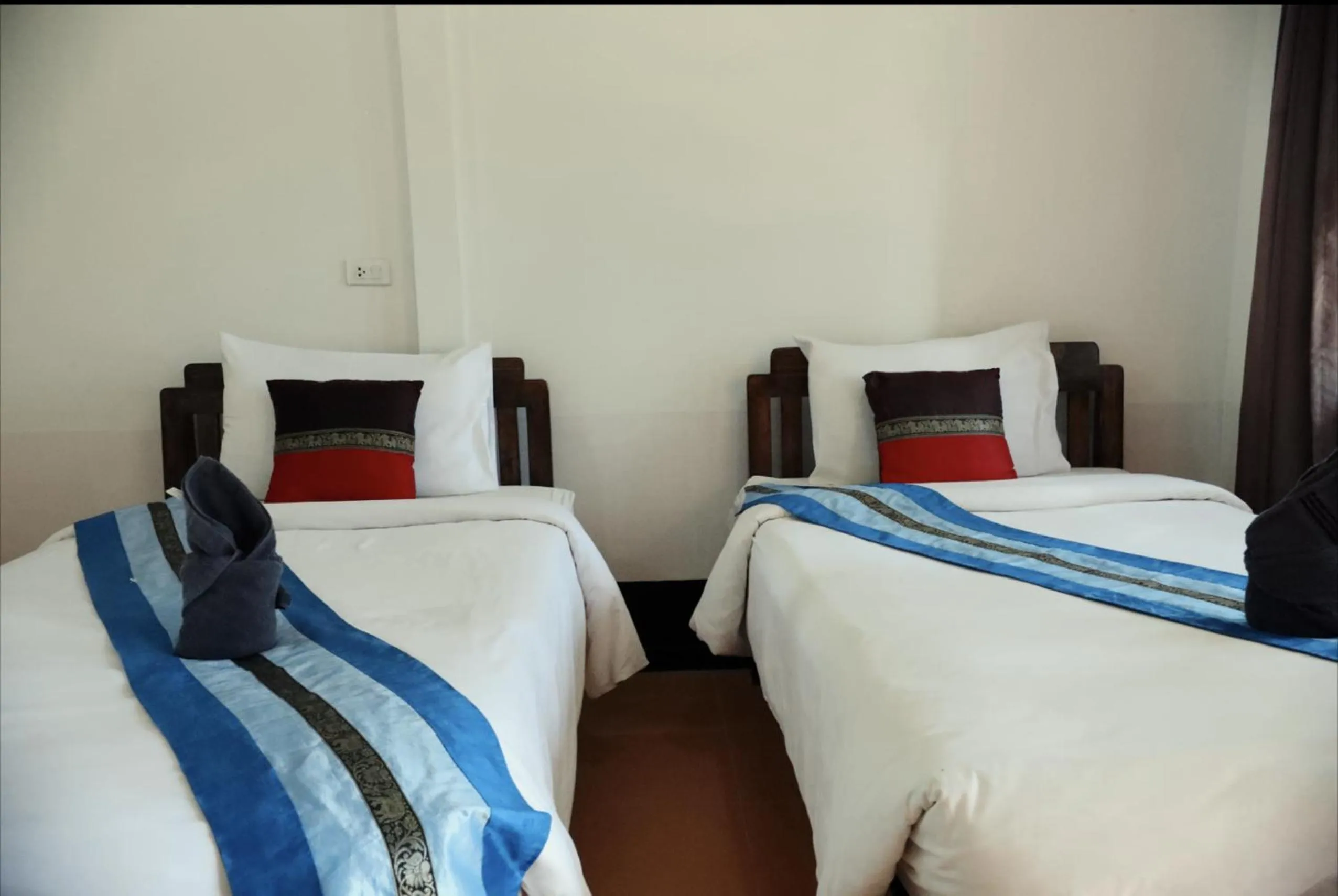 Bed in Revolution Hostel Pai