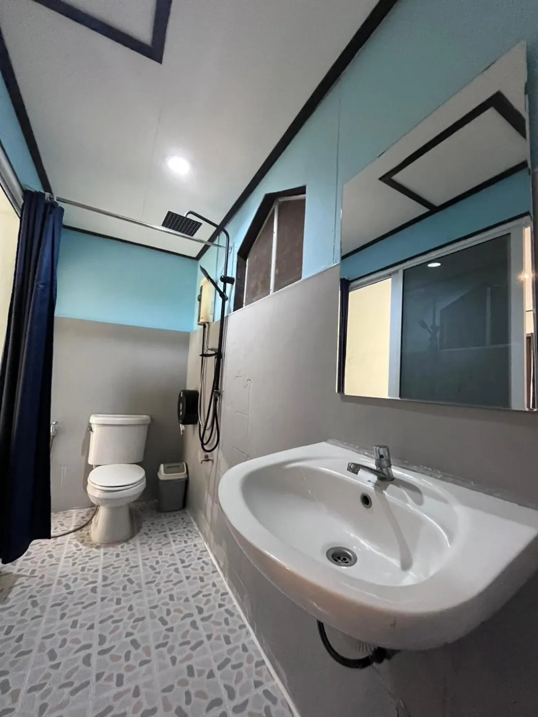 Bathroom in Revolution Hostel Pai