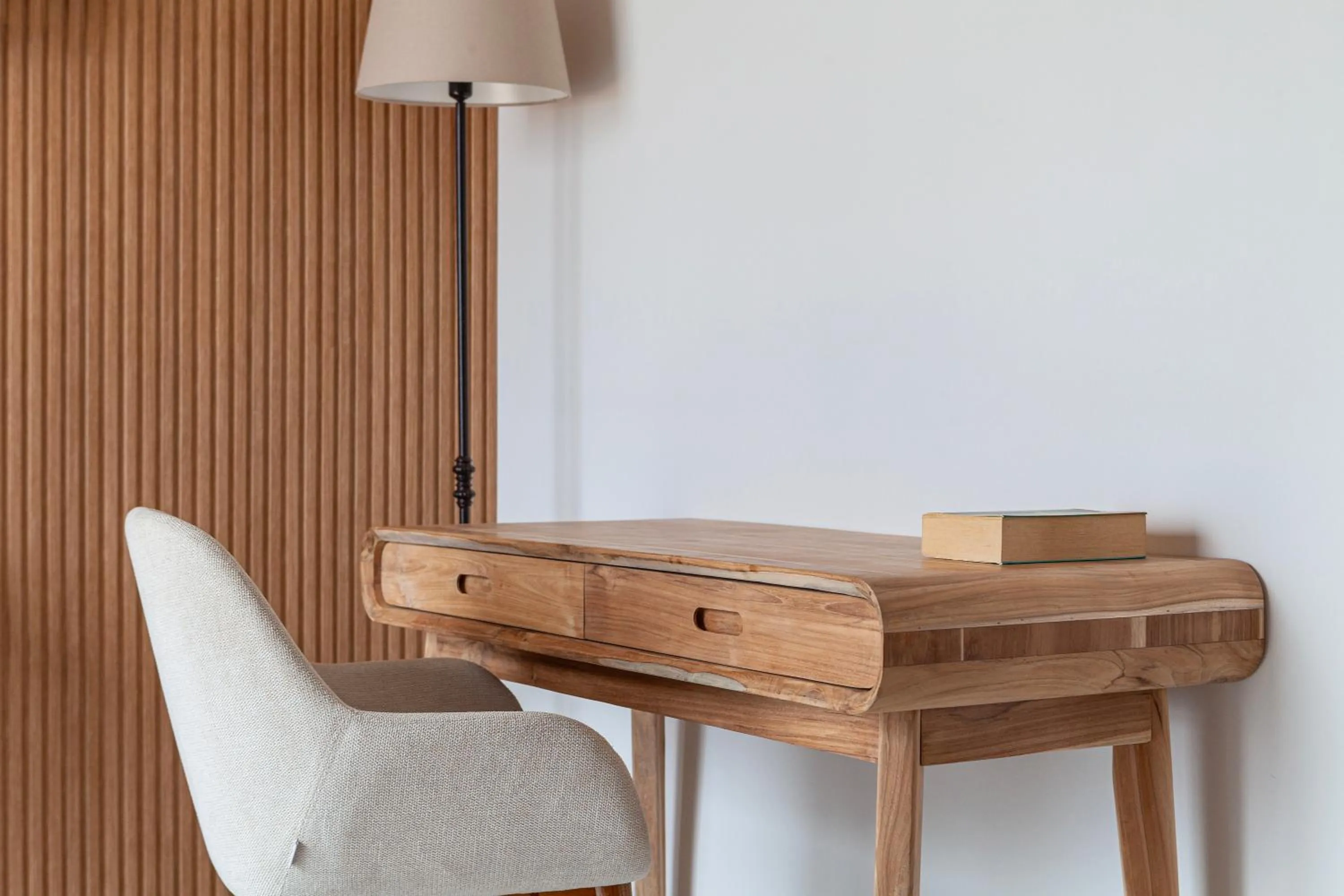 Seating area in Hotel Duque de Najera