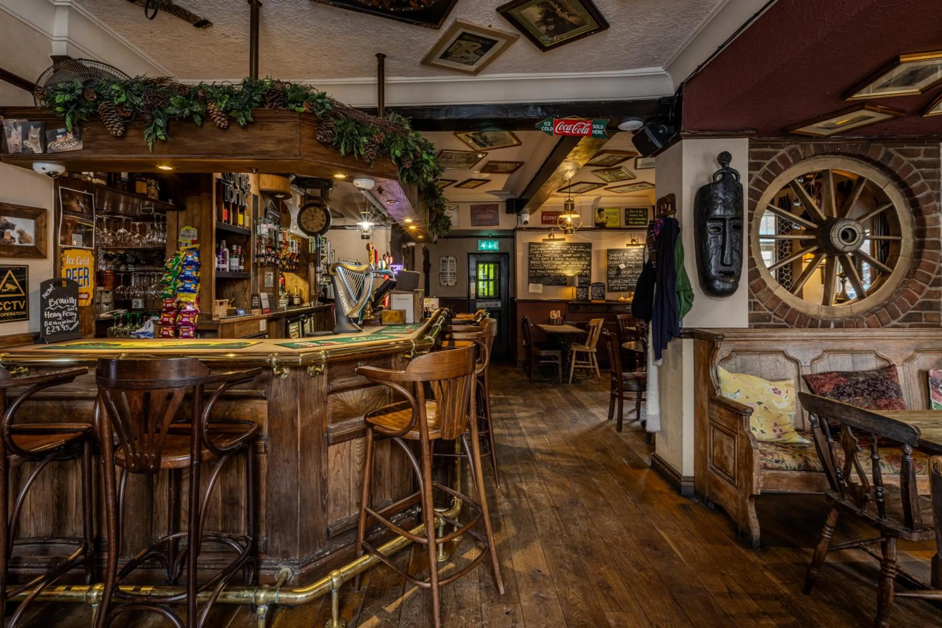 Restaurant/places to eat in The Plough Inn