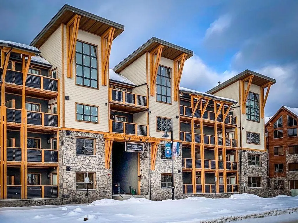 Spring Creek Condo by Canadian Rockies Vacation Rentals