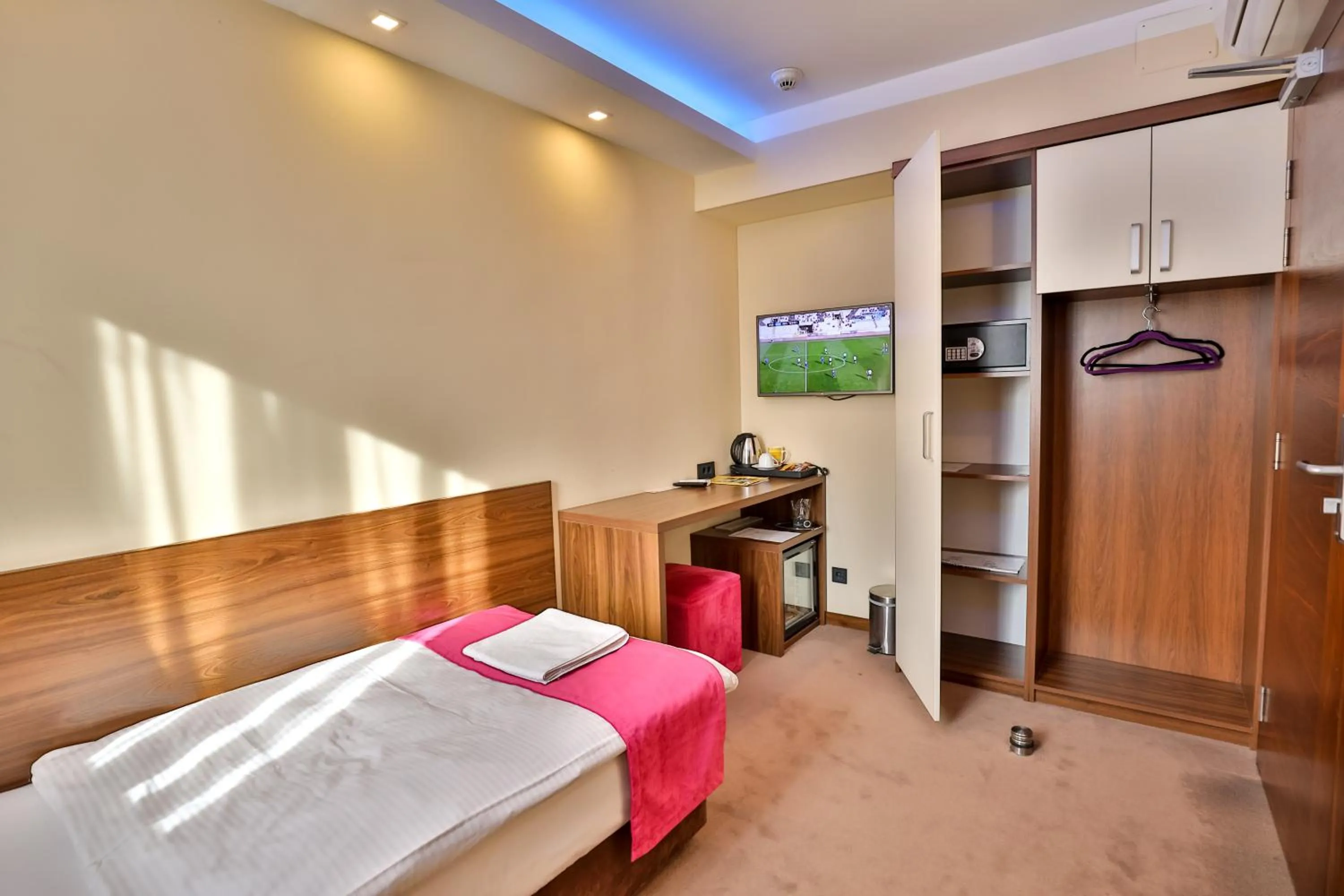 Photo of the whole room, Bed in Boutique Hotel Golden Star