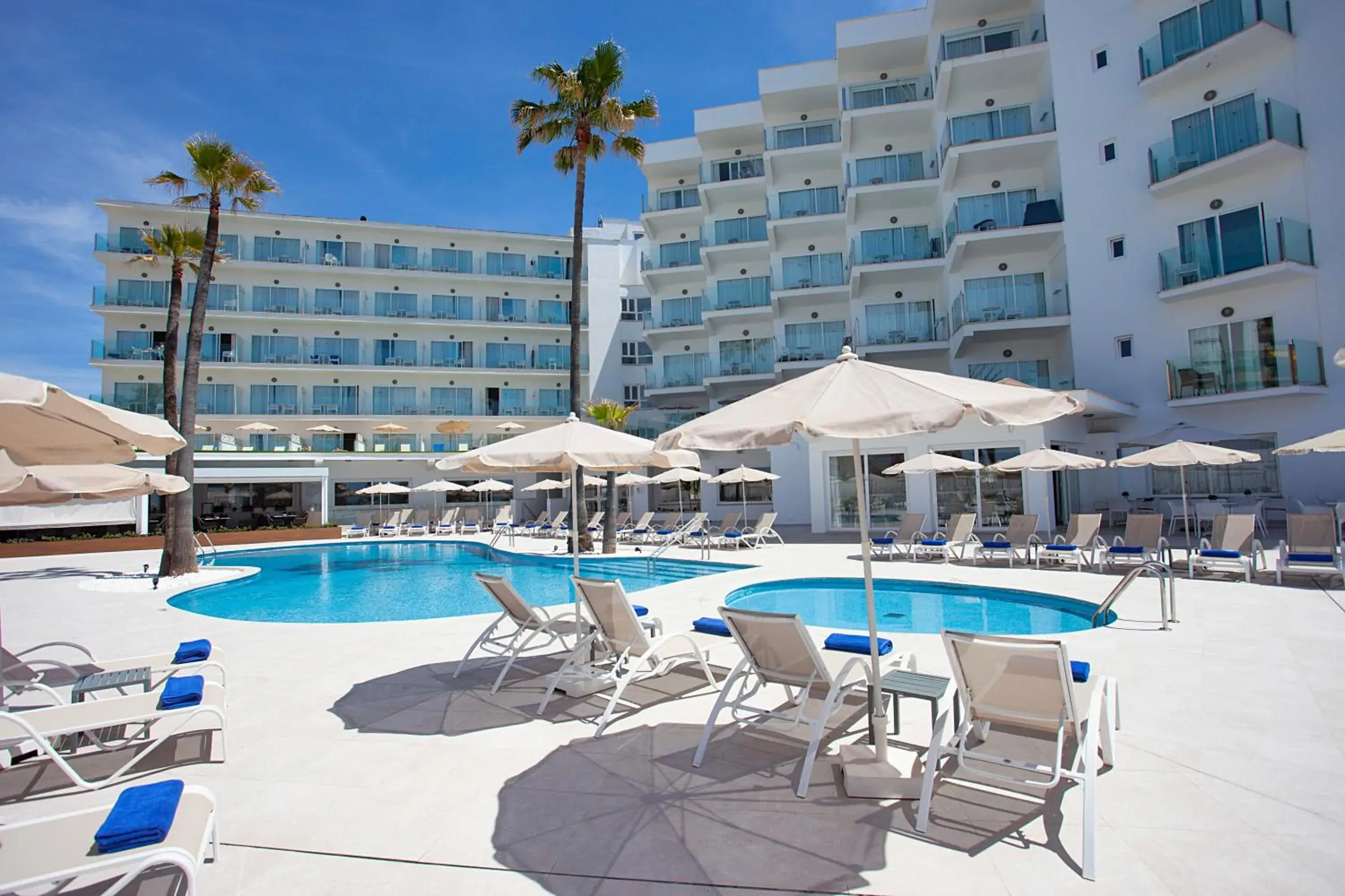Property building in HSM Golden Playa Property building in HSM Golden Playa