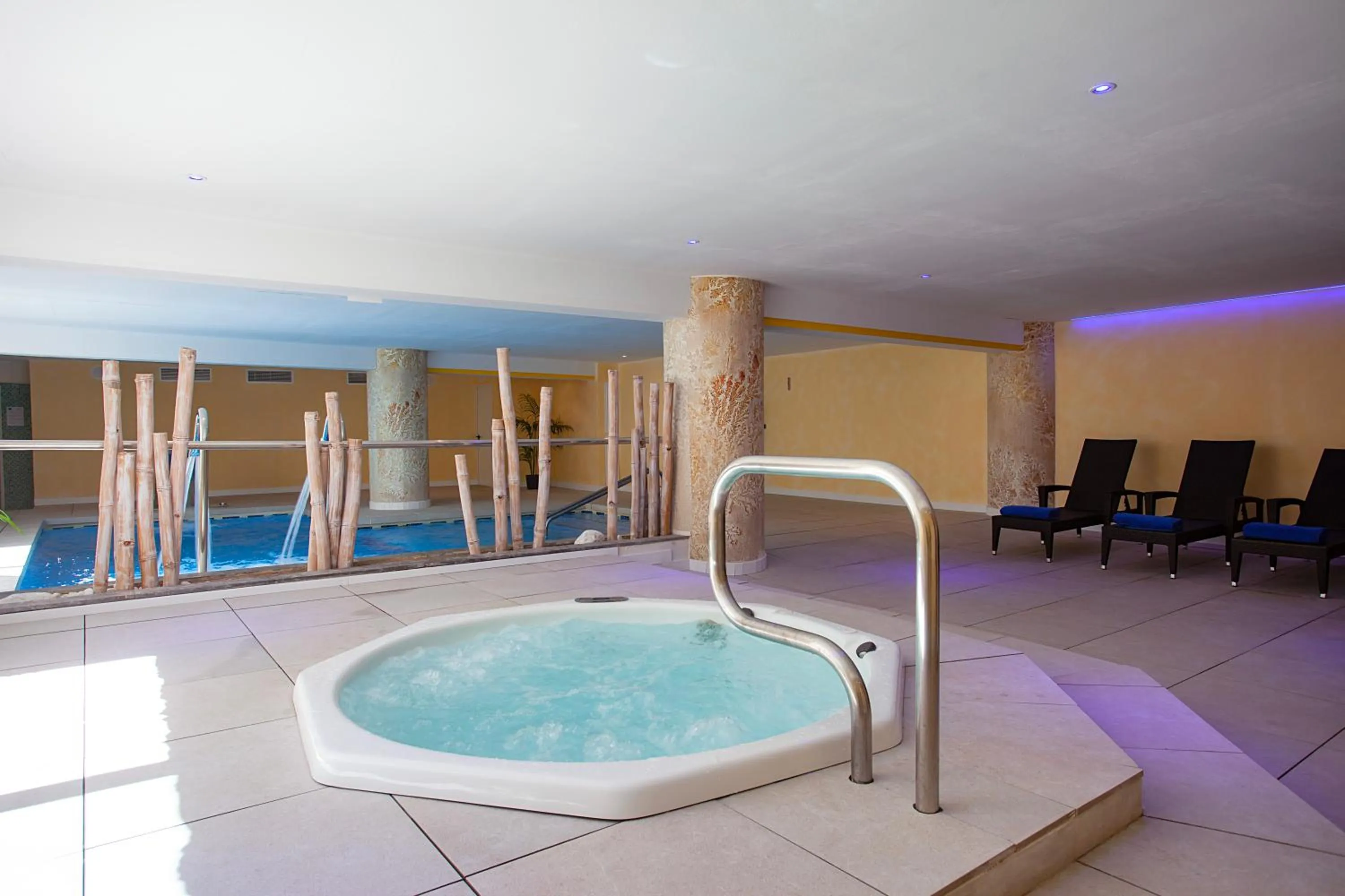 Swimming pool in HSM Golden Playa