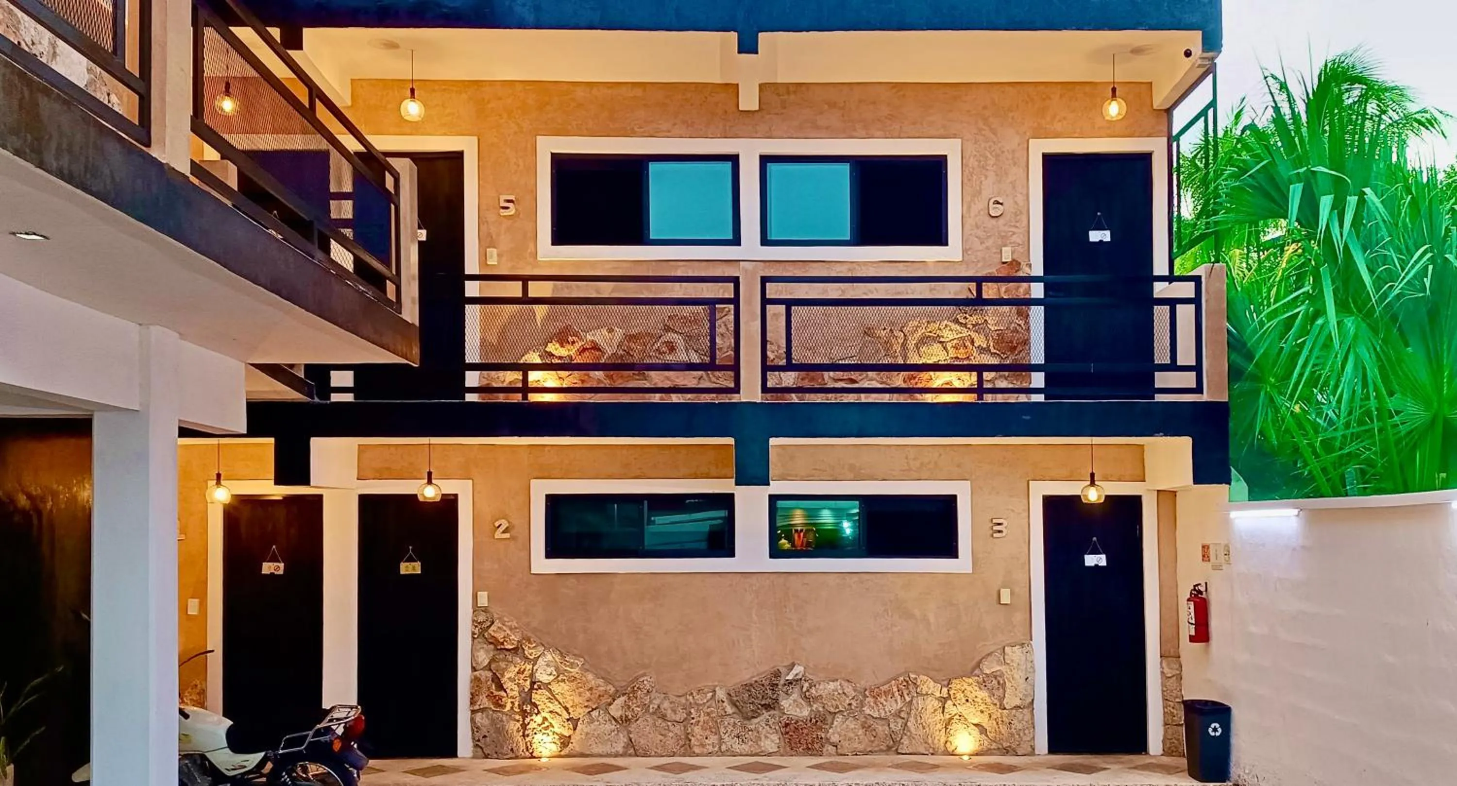 Property building in Habitaciones Colonial Zaci