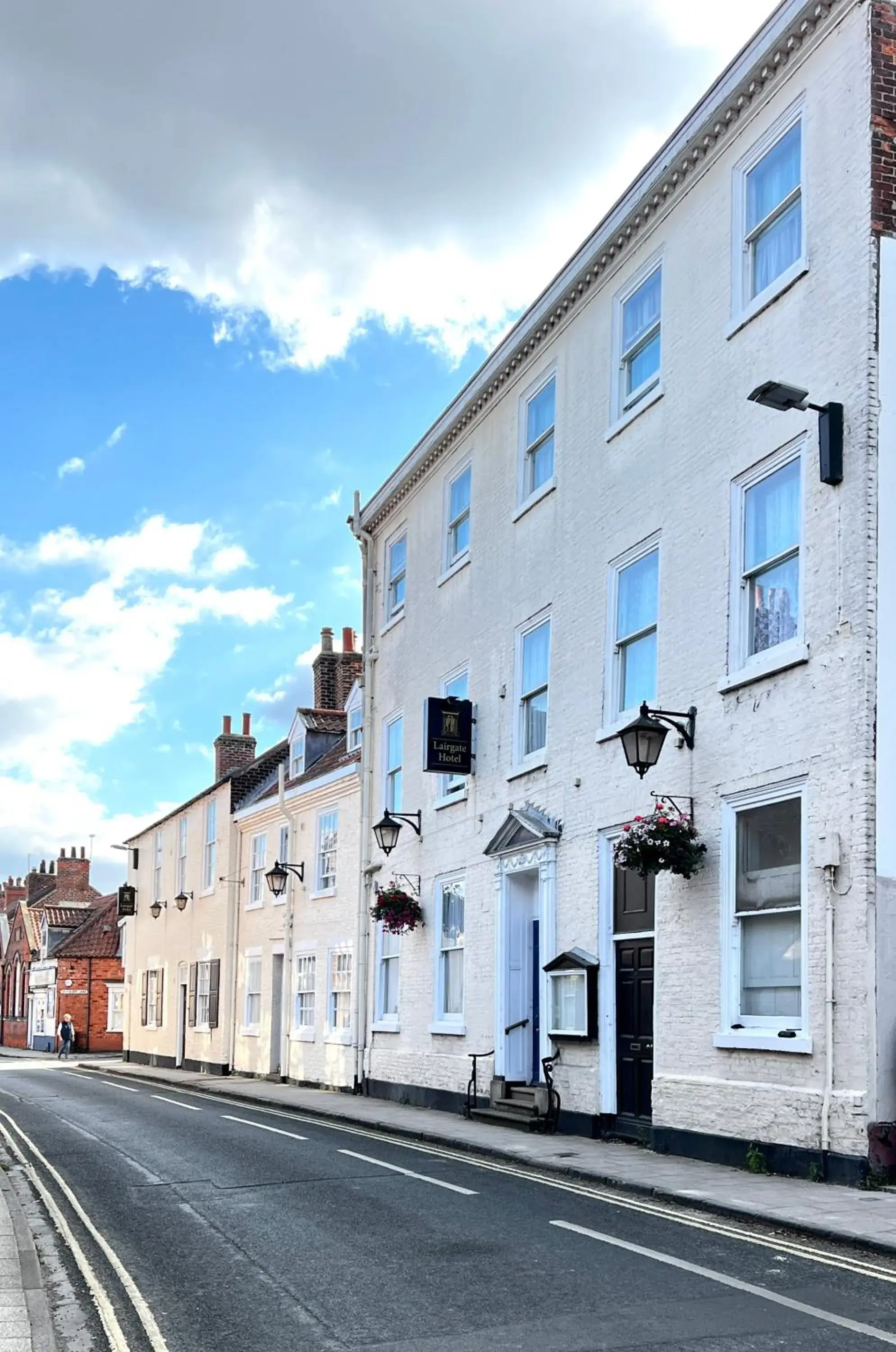 Property building in The Lairgate Property building in The Lairgate