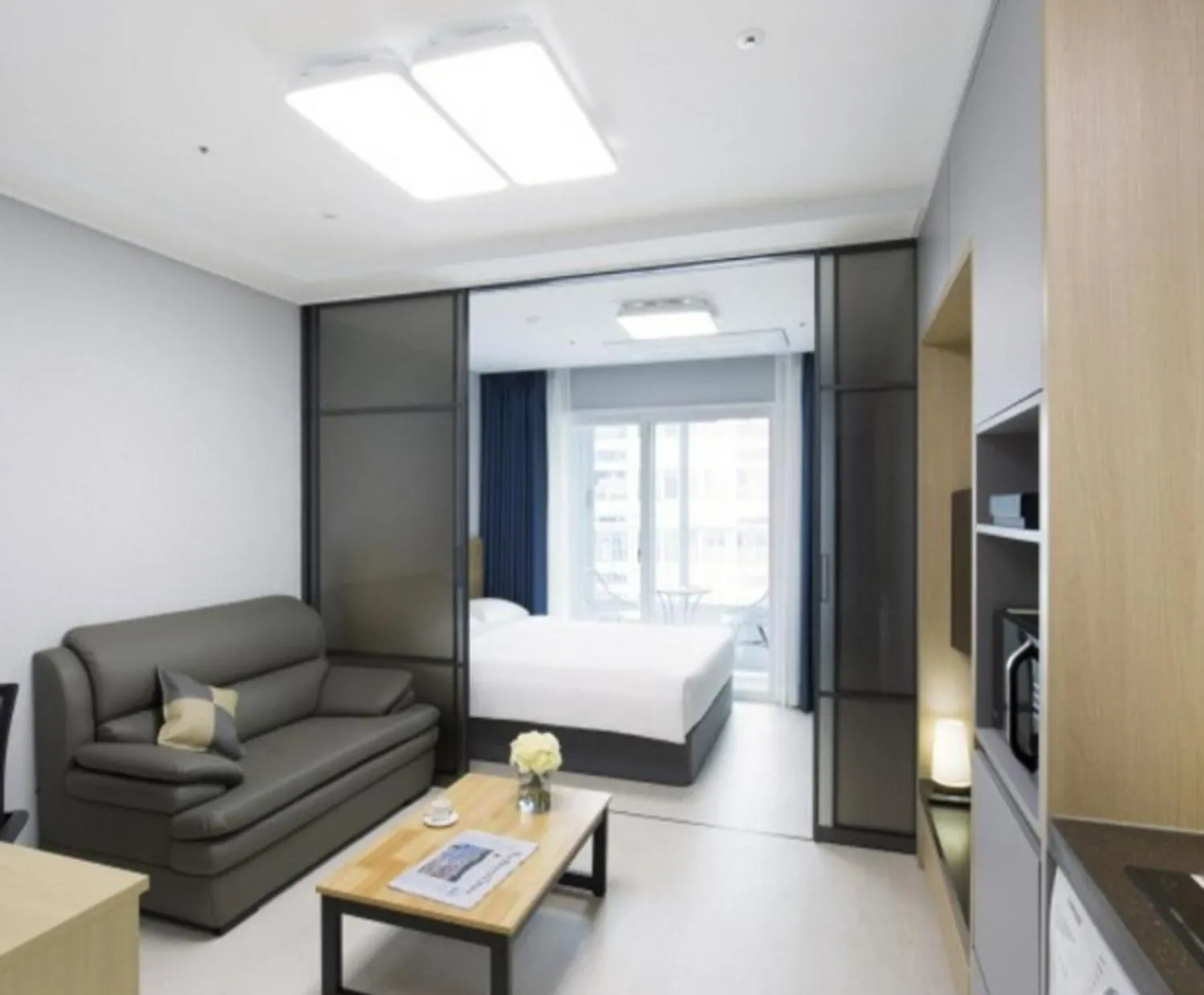 Photo of the whole room, Seating Area in Yeosu Hotel First City