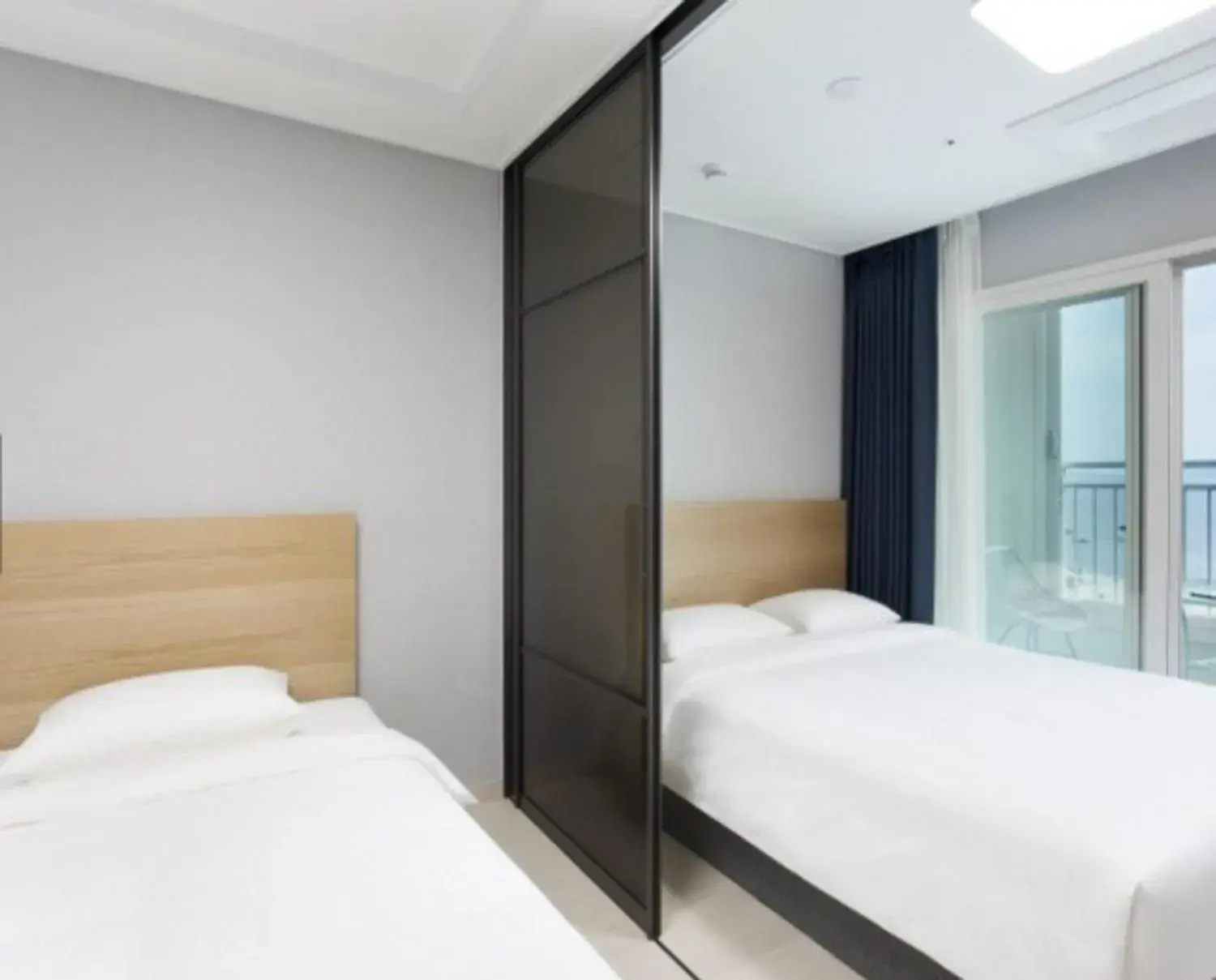 Bed in Yeosu Hotel First City Bed in Yeosu Hotel First City