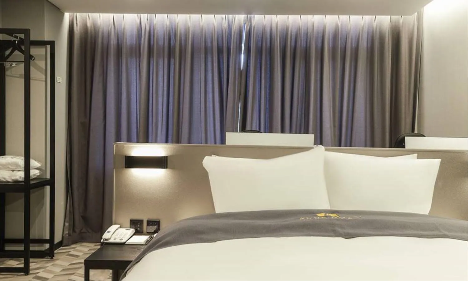 Bed in Yeosu Hotel First City