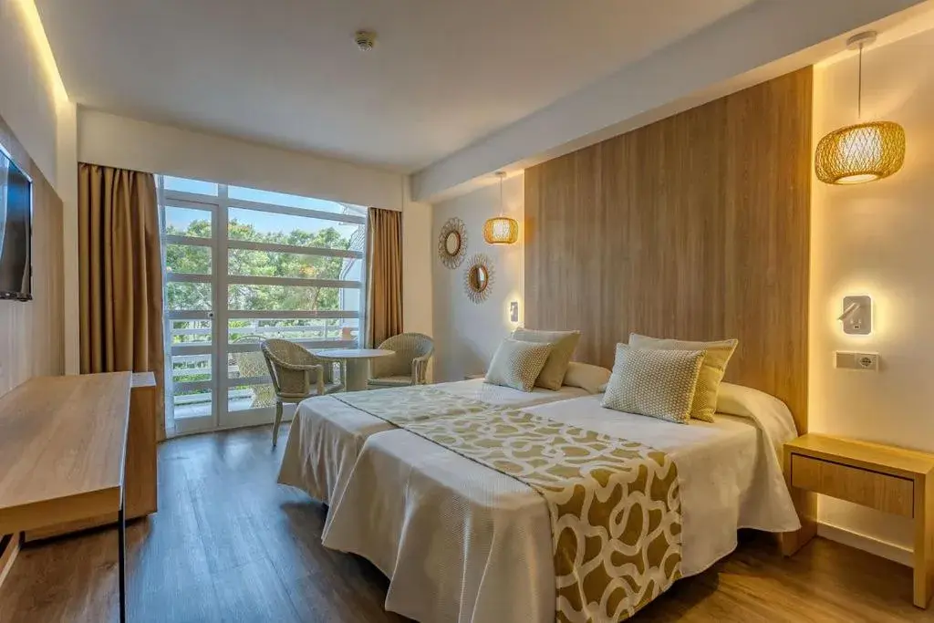 Superior Double Room in Ona Palmira Paguera Superior Double Room in Ona Palmira Paguera