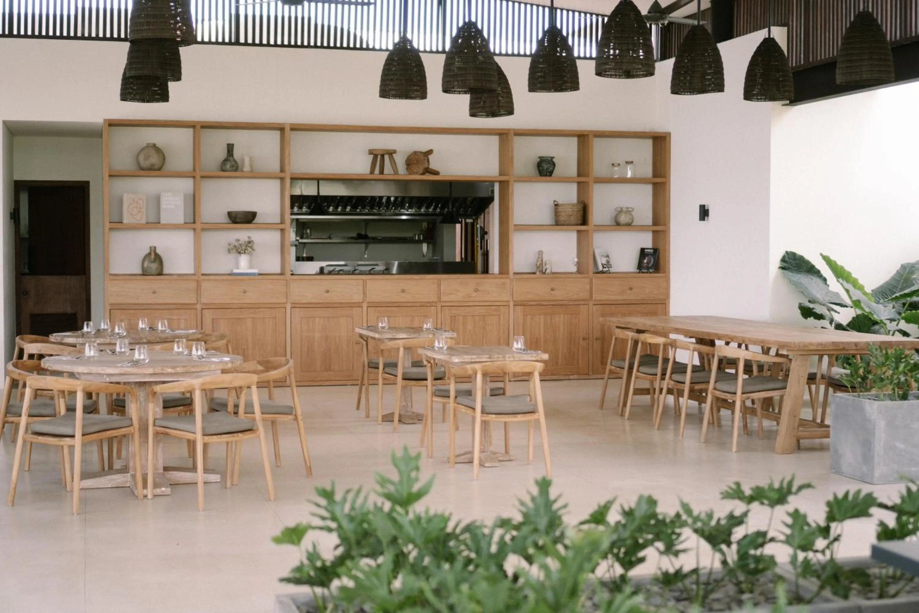 Restaurant/places to eat in Somewhere Lombok