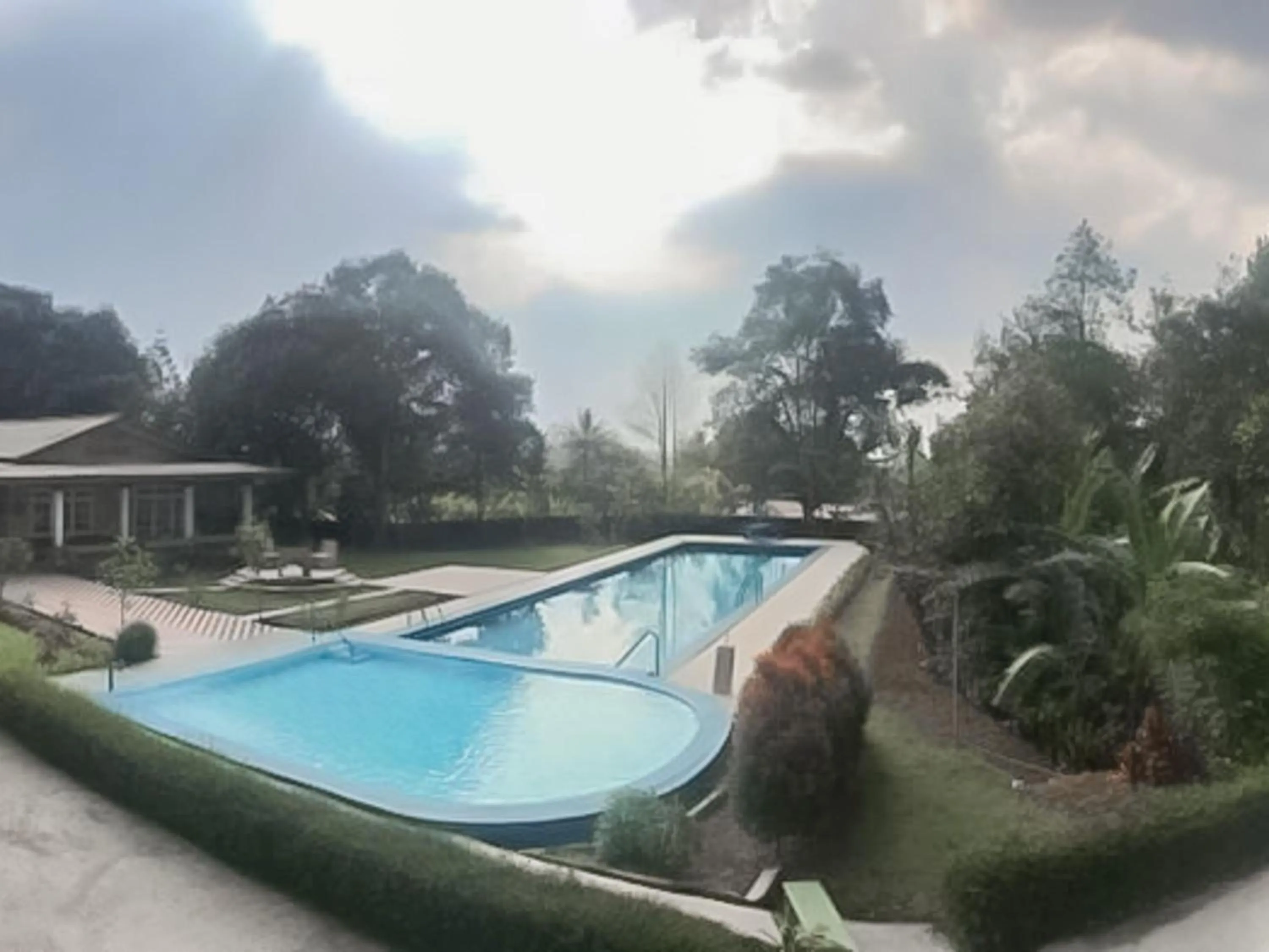 Swimming pool in RedDoorz near Taman Safari 2