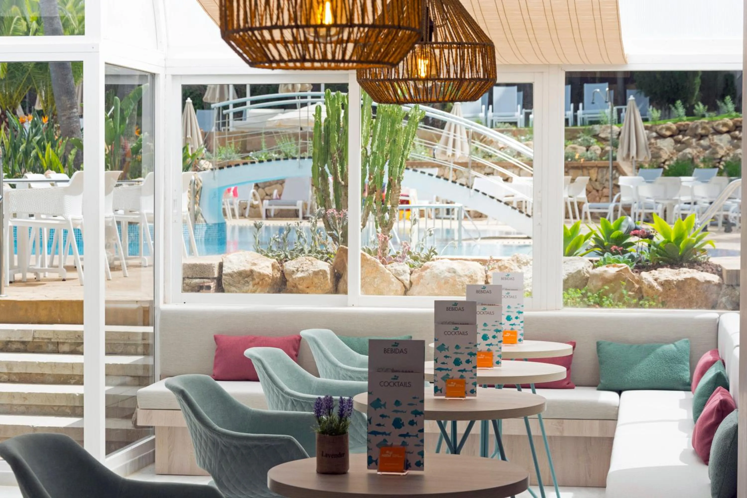 Restaurant/places to eat in HSM Solivera