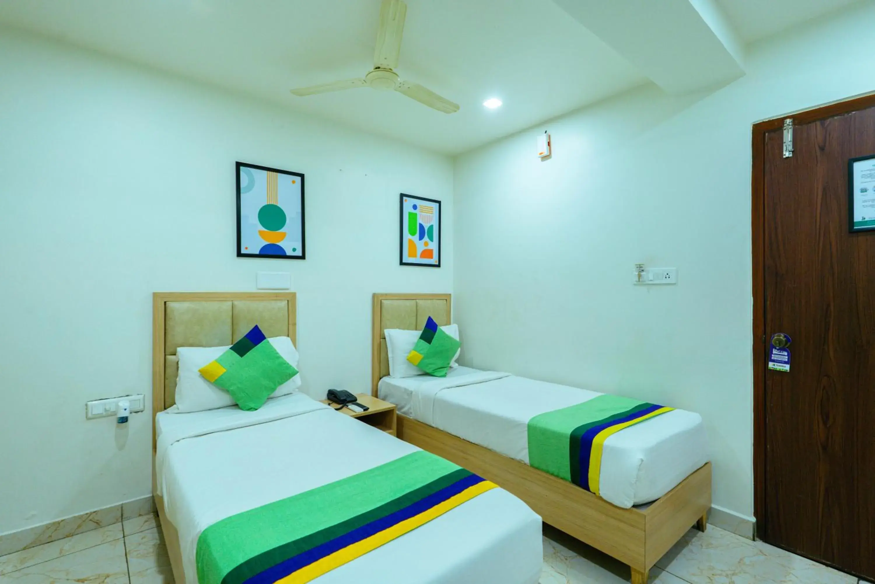 Bedroom, Bed in Treebo Elmas Grand Bedroom, Bed in Treebo Elmas Grand