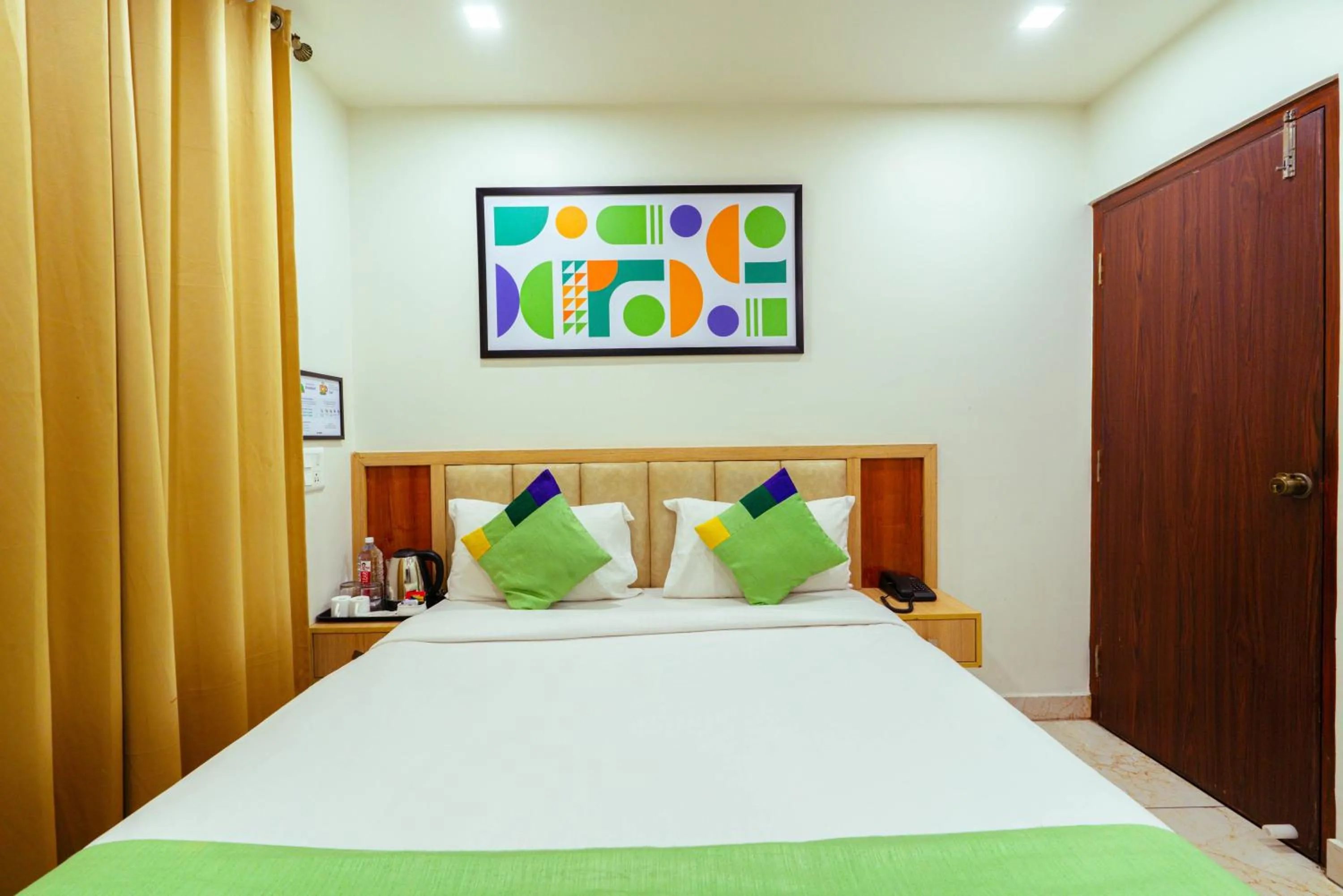 Bedroom, Bed in Treebo Elmas Grand