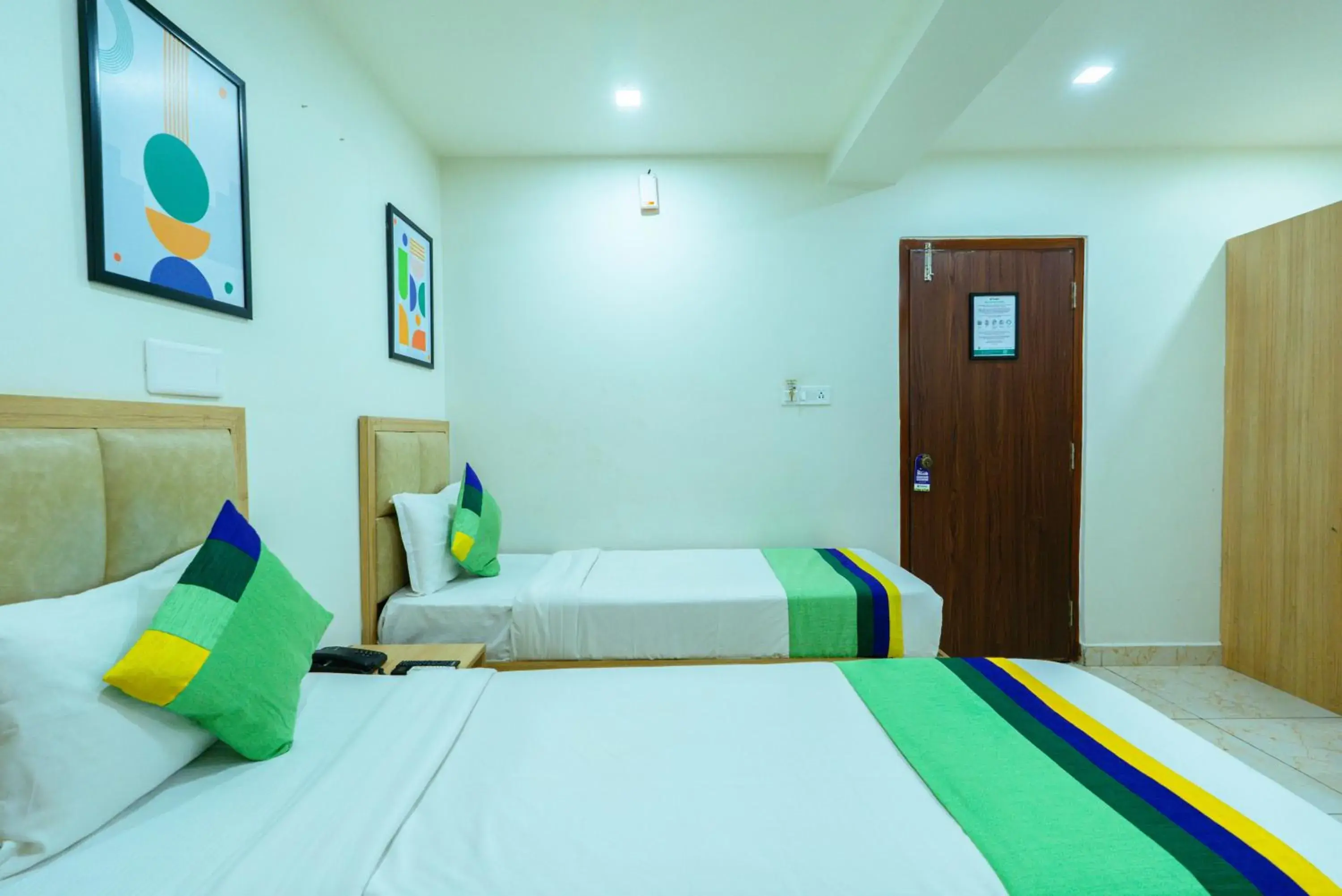 Bedroom, Bed in Treebo Elmas Grand Bedroom, Bed in Treebo Elmas Grand