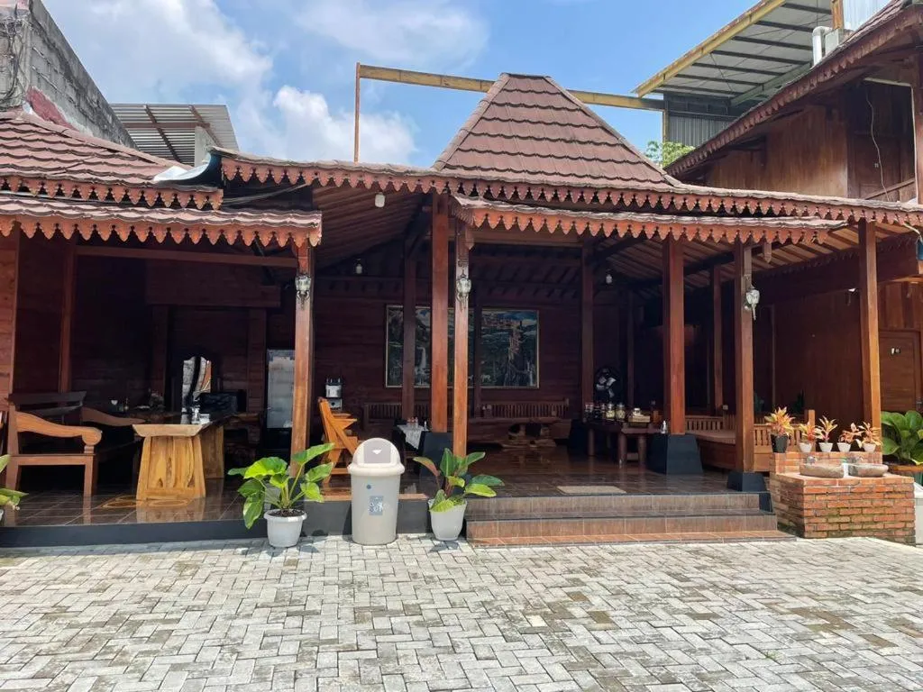 Property building in d' Omah Afi 1