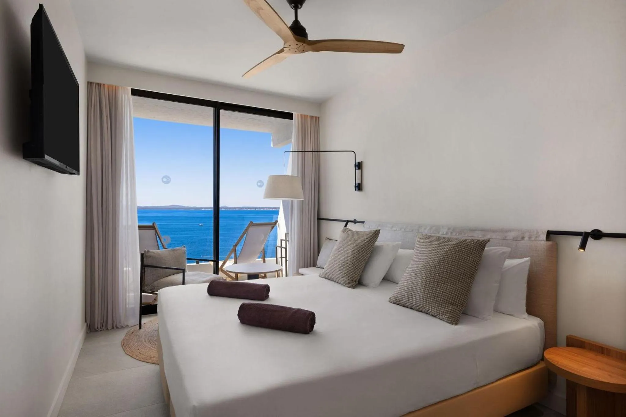 Photo of the whole room, Bed in Inmood Aucanada 4 Sup - Adults Only