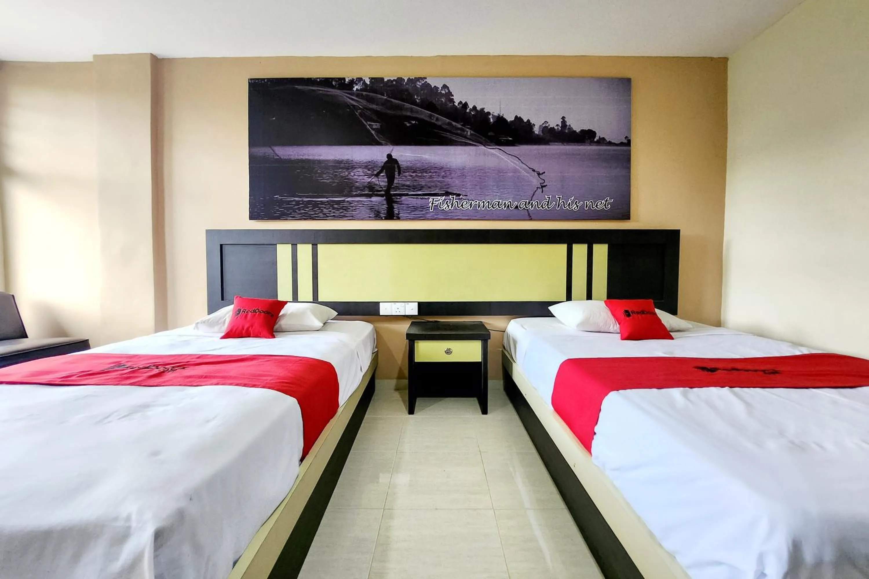 Bedroom, Bed in RedDoorz Near Pelabuhan Sri Bintan Pura Tanjungpinang
