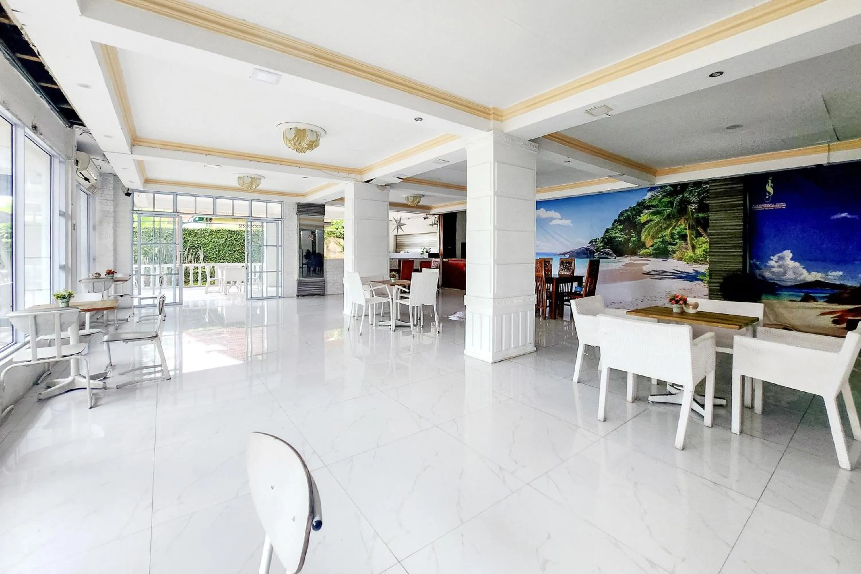Lobby or reception in RedDoorz Near Pelabuhan Sri Bintan Pura Tanjungpinang