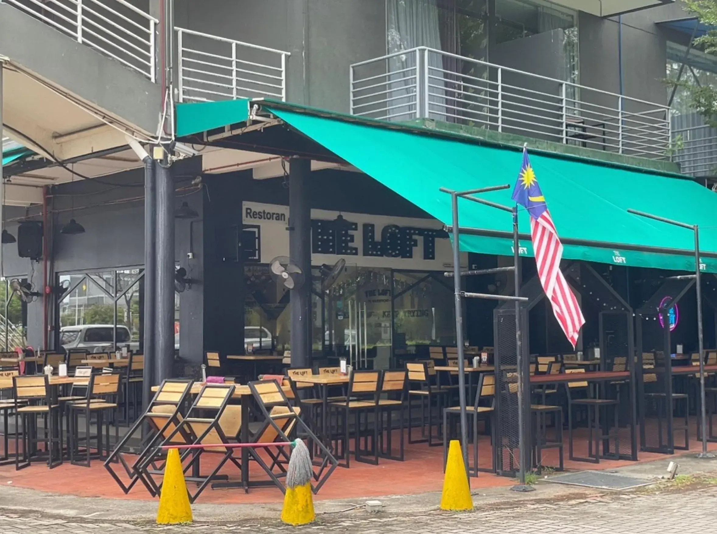 Restaurant/places to eat in Waterfront Boutique Hotel Restaurant/places to eat in Waterfront Boutique Hotel