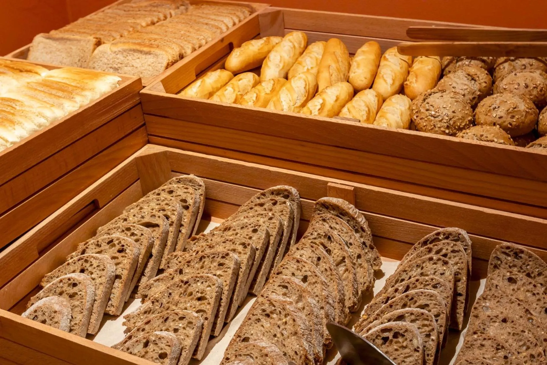 Food and drinks in Acta Sant Just