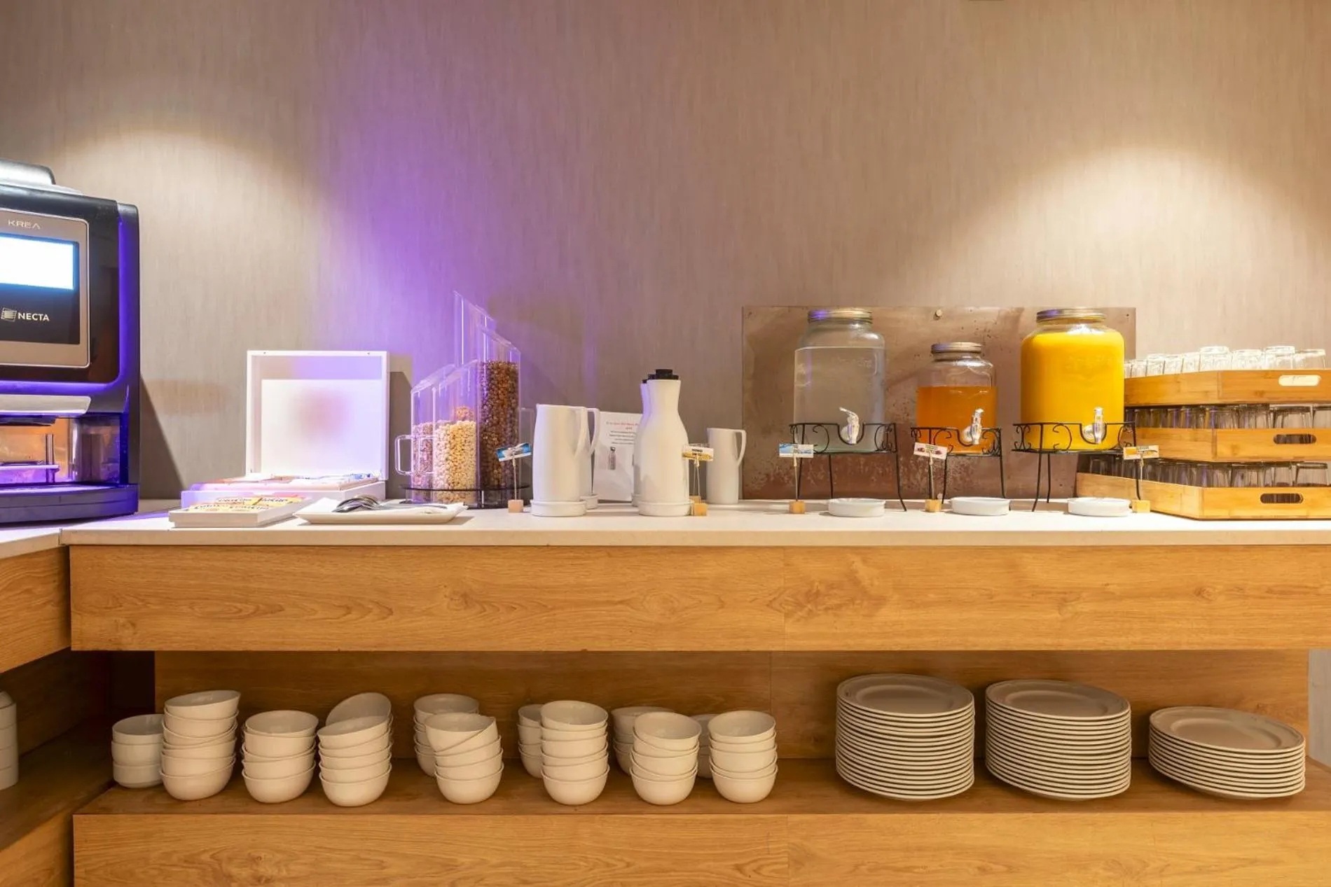 Breakfast in Acta Sant Just