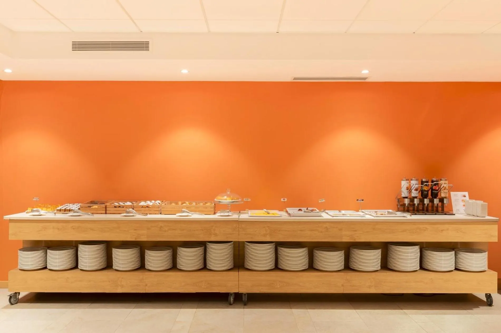 Breakfast in Acta Sant Just