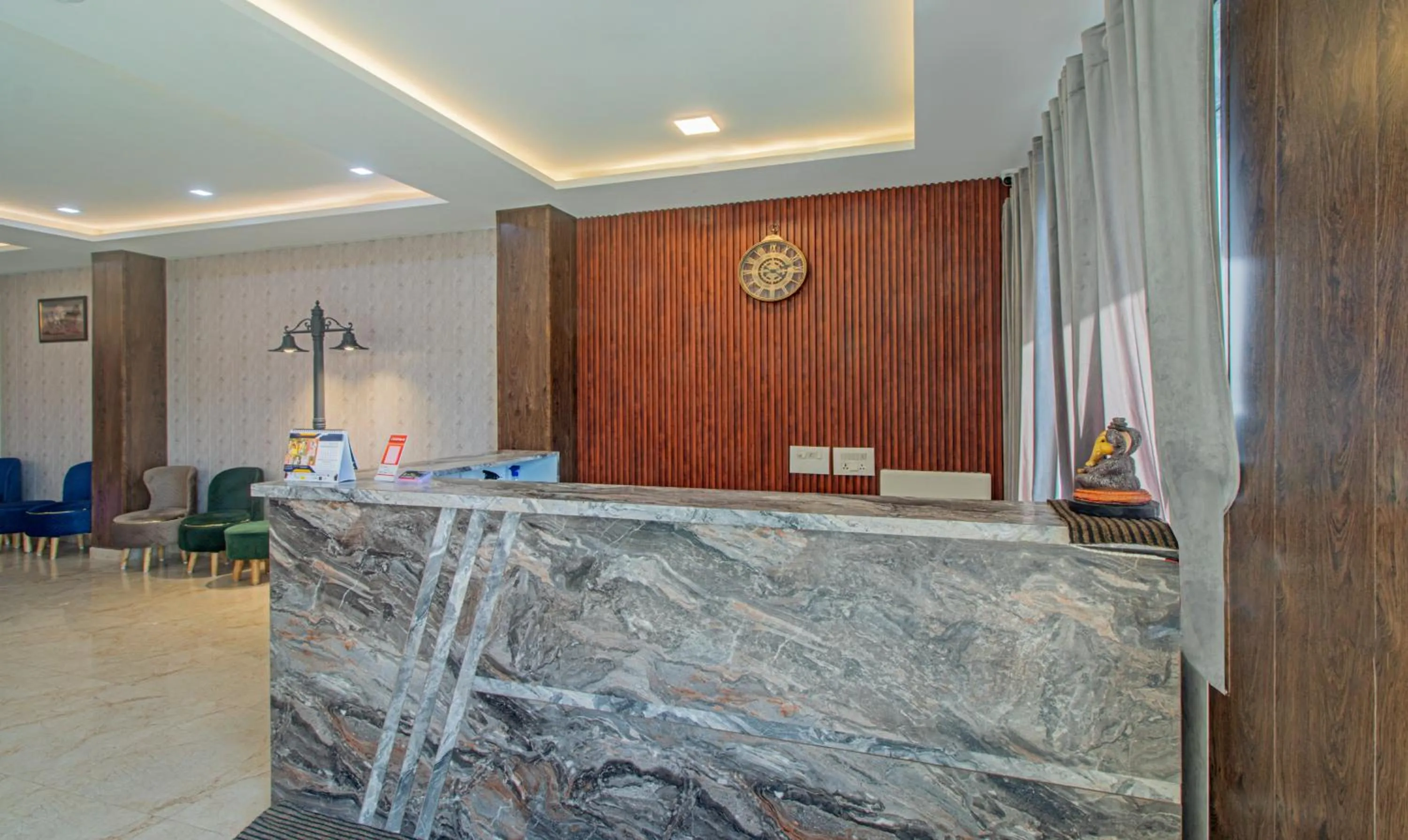 Lobby or reception in Treebo The Empire Near Taj Mahal Agra