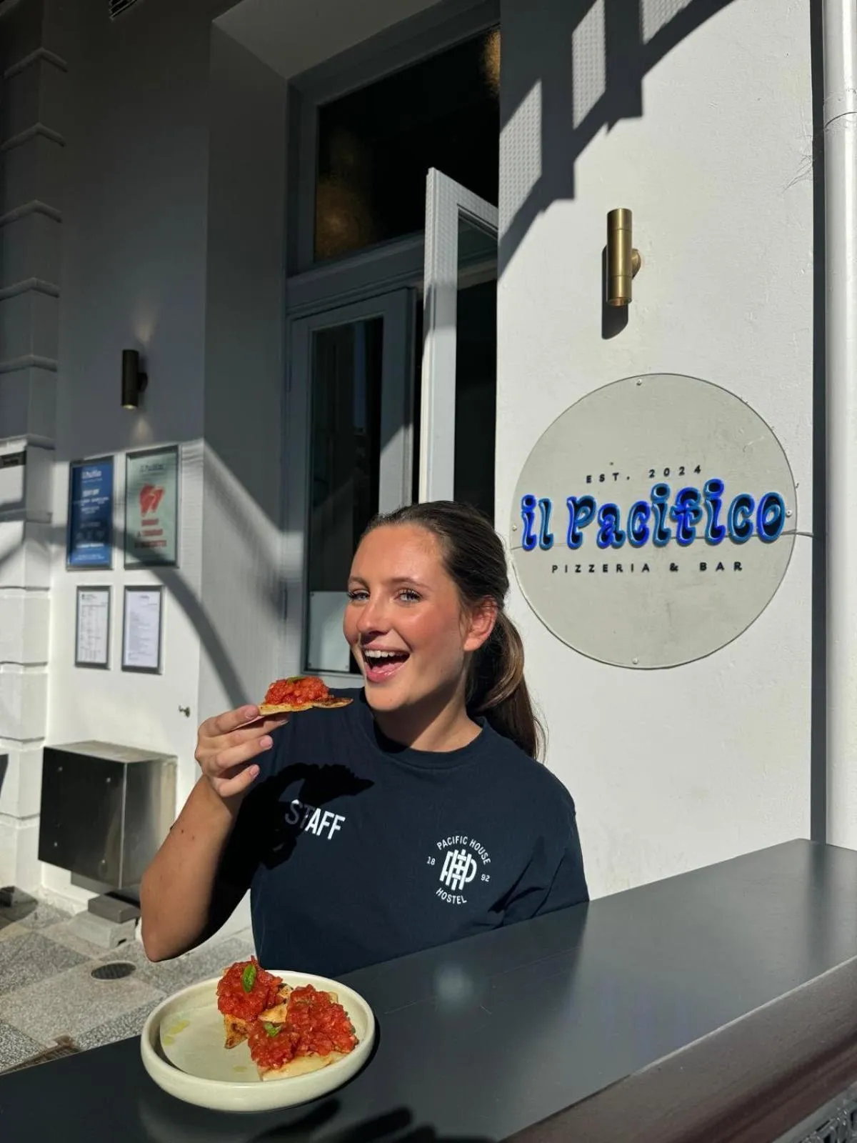 Lounge or bar in The Pacific House